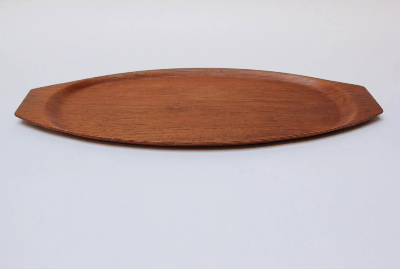 1960s Sculptural Swedish Modern Teak "Gondola" Tray by Tapio Wirkkala for Kalmar - 4