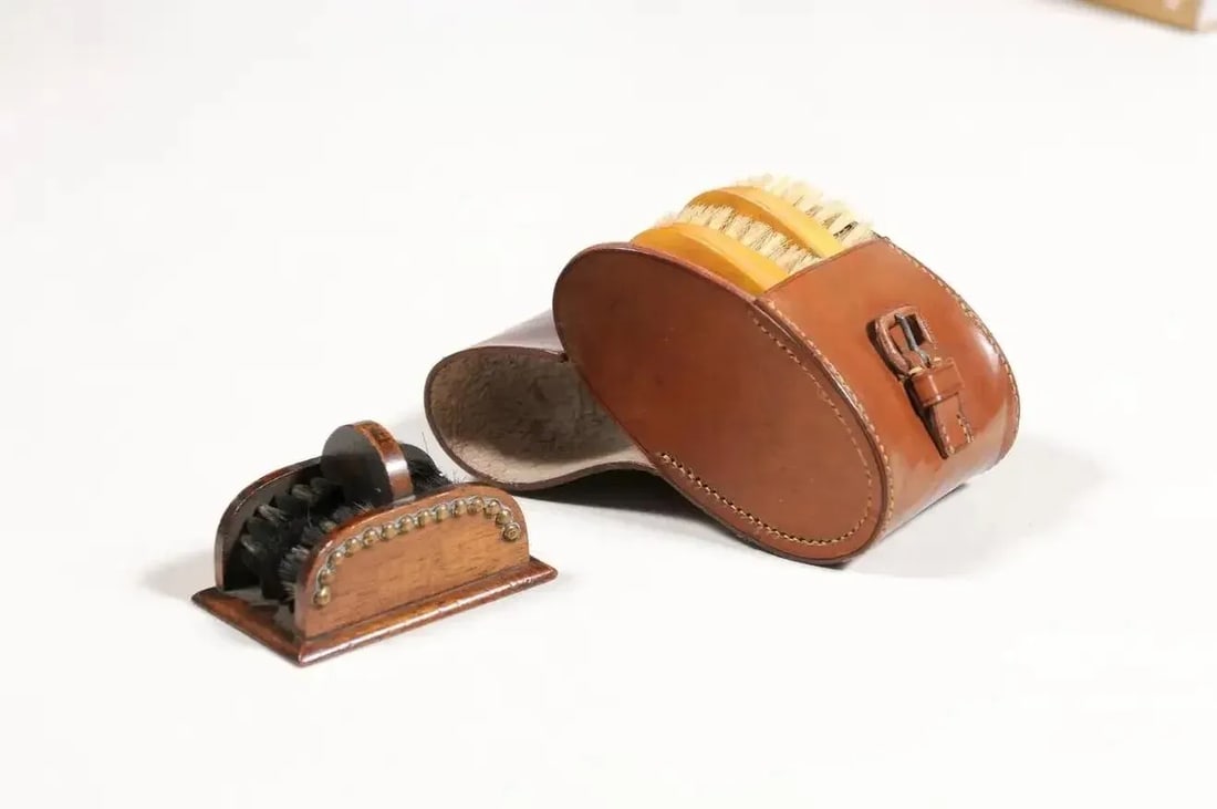 English 19th Century Victorian Shoe Care Set with Original Leather Case - 4 Pieces - 6