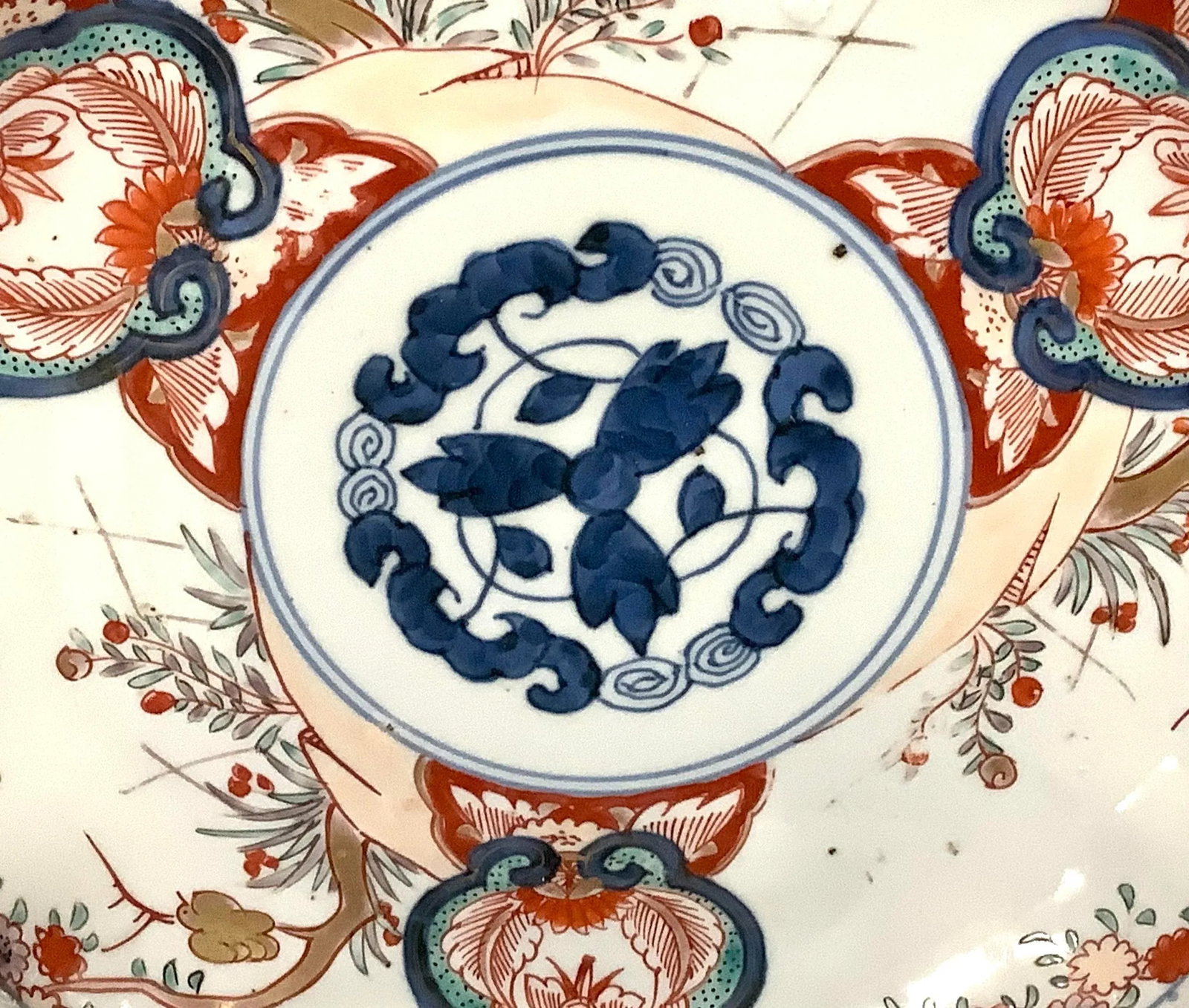 Vintage Japanese Imari Porcelain Plate, 9" Diameter - 5