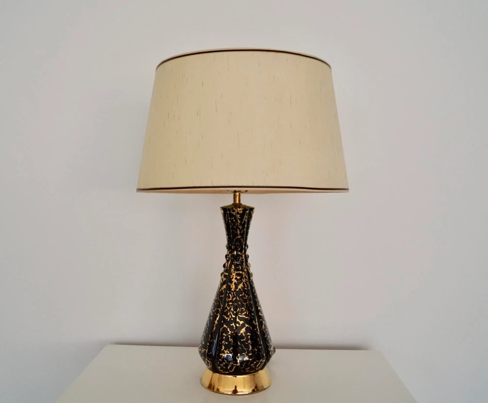 1950's Hollywood Regency Porcelain Table Lamp - 3