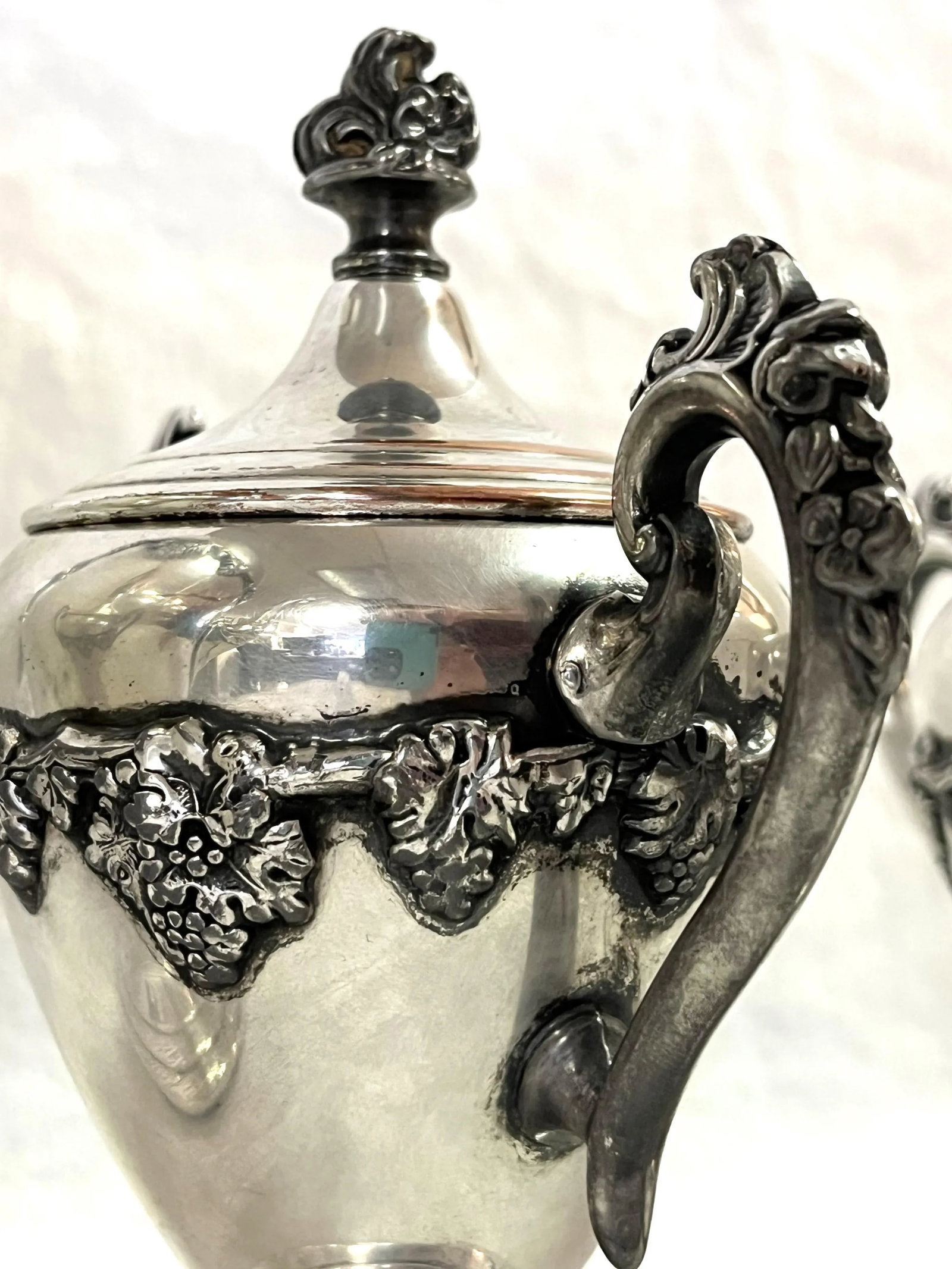 Vintage Five Piece Tea Service With Grapevine Details, Silverplate on Copper - 7
