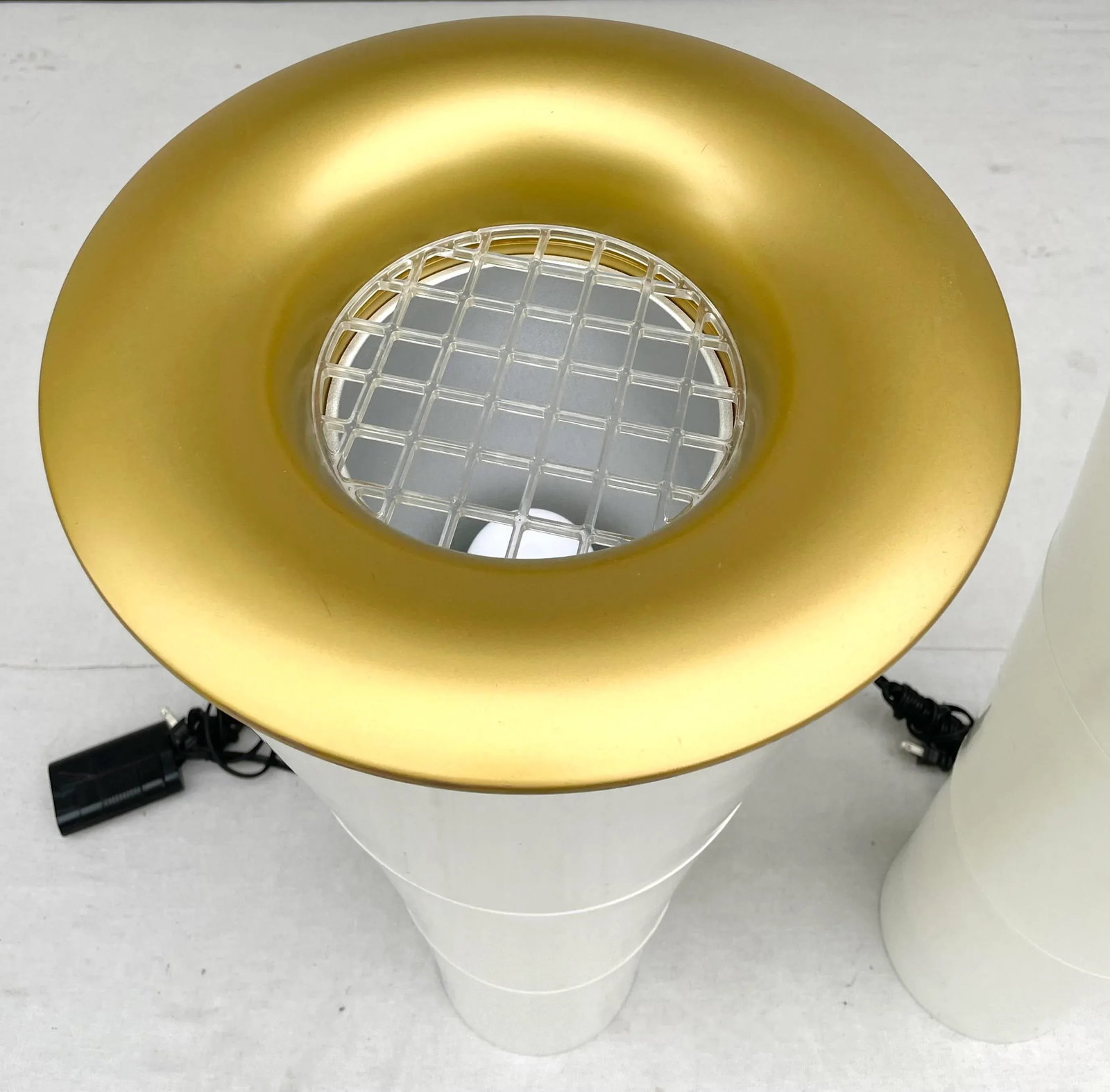 1980's Postmodern Kaoyi Japan Cone Floor Lamps - a Pair - 5