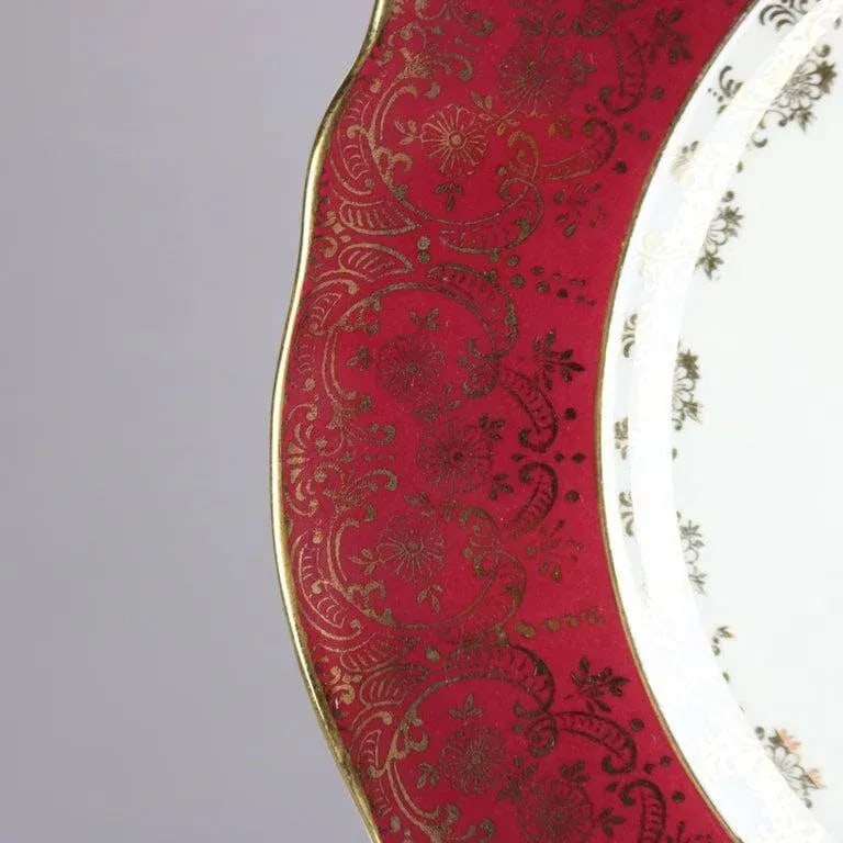 Early 20th Century Atlas Burgundy & Gilt Rim China Dinner Plates with Floral Well- Set of 6 - 10