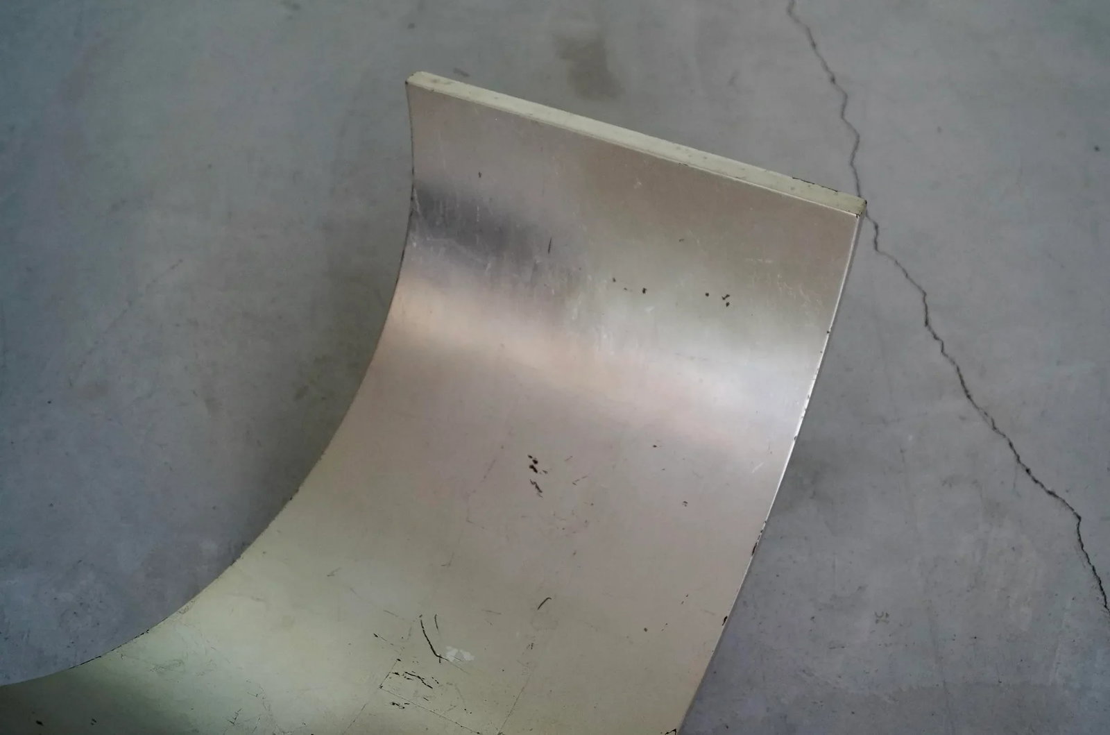 1950's Mid-Century Modern Bentwood Silver Leaf Magazine Rack - 11