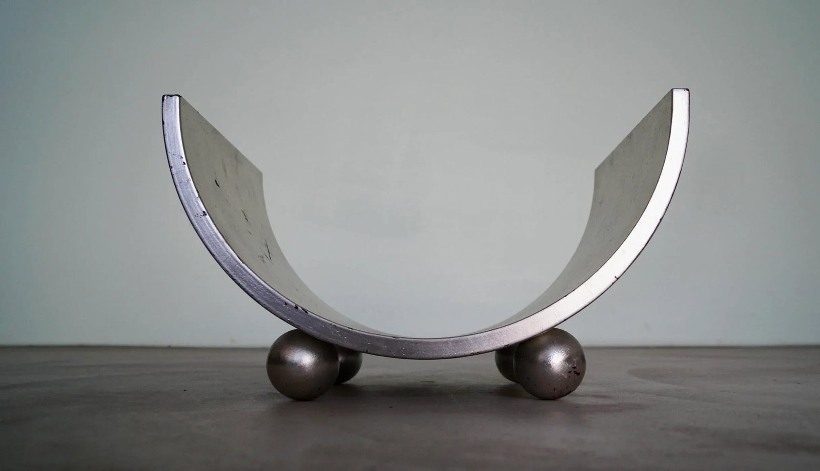 1950's Mid-Century Modern Bentwood Silver Leaf Magazine Rack - 2