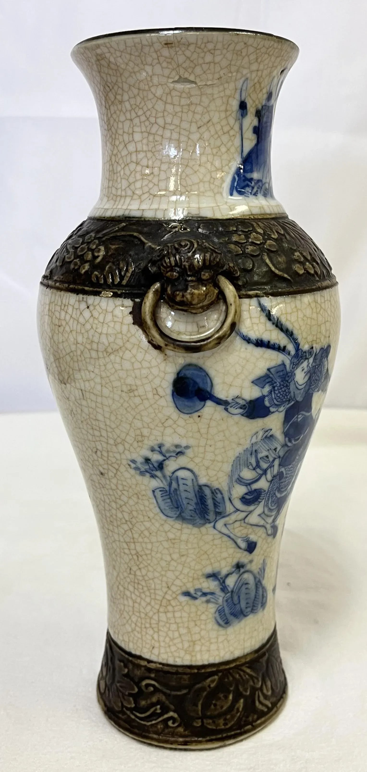 Early 20th Century Chinoiserie Hand Painted Blue and White Crackle Finish Porcelain Vase - 3