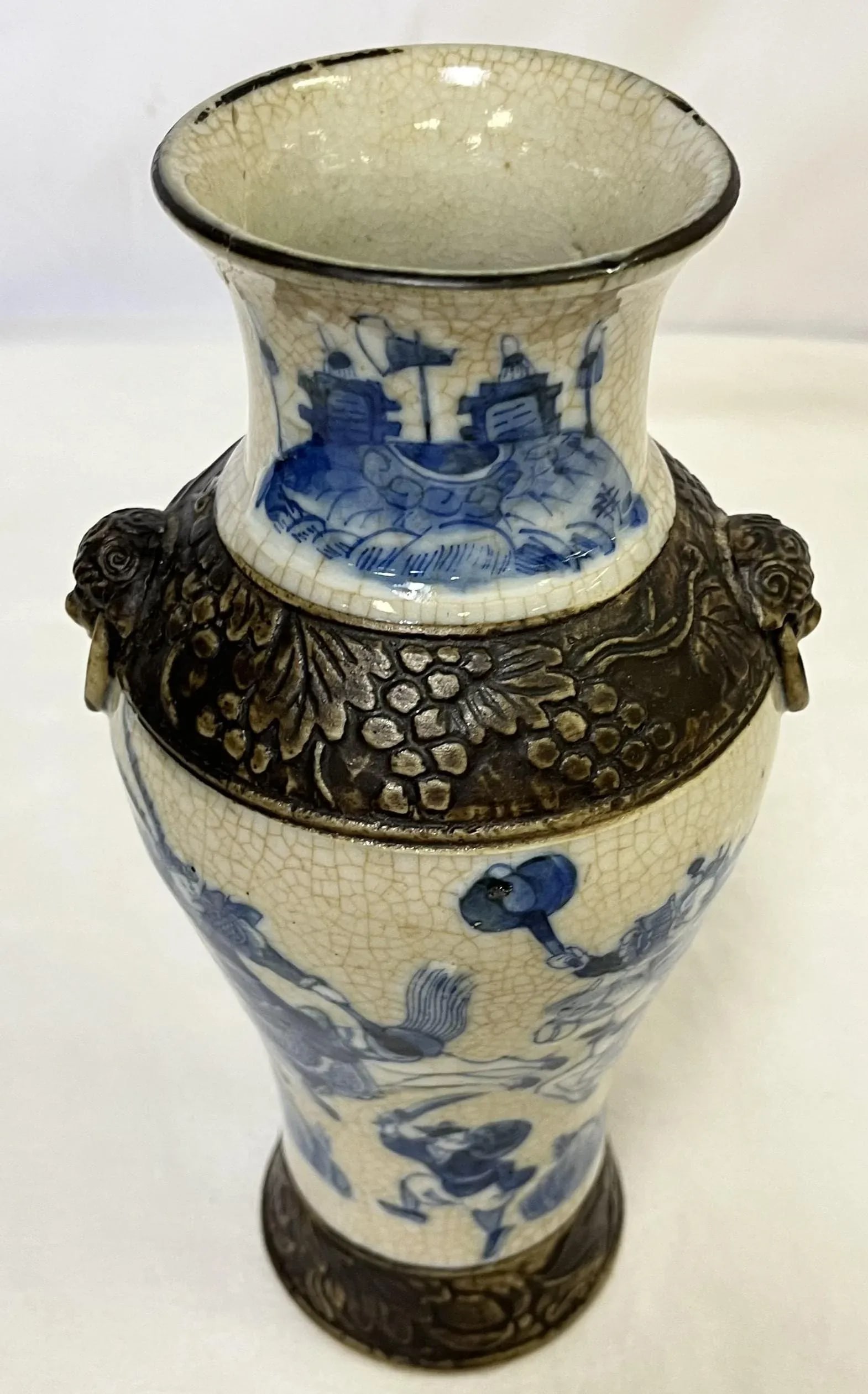 Early 20th Century Chinoiserie Hand Painted Blue and White Crackle Finish Porcelain Vase - 4
