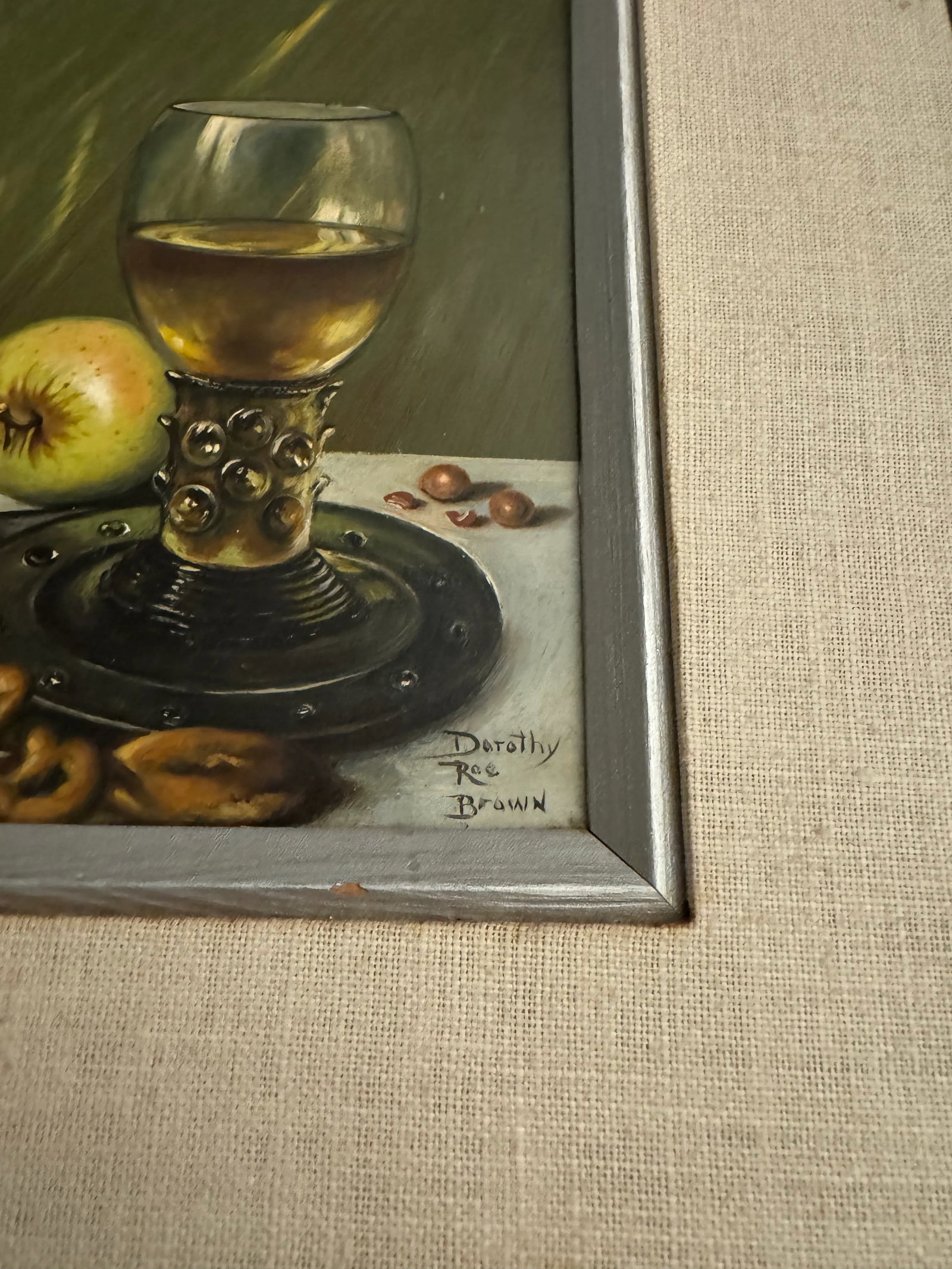 Dorothy Roe Brown Oil Painting on Board – Framed Still Life of Wine Bottle & Apple - 2