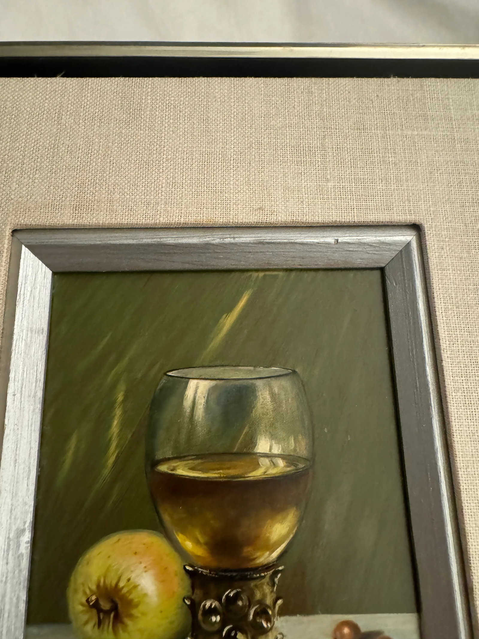 Dorothy Roe Brown Oil Painting on Board – Framed Still Life of Wine Bottle & Apple - 4
