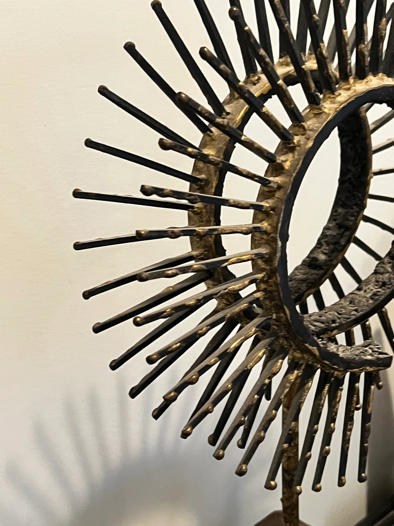 Mid-Century Brutalist Metal Sculpture – Geometric Spirals on Wood Base - 2