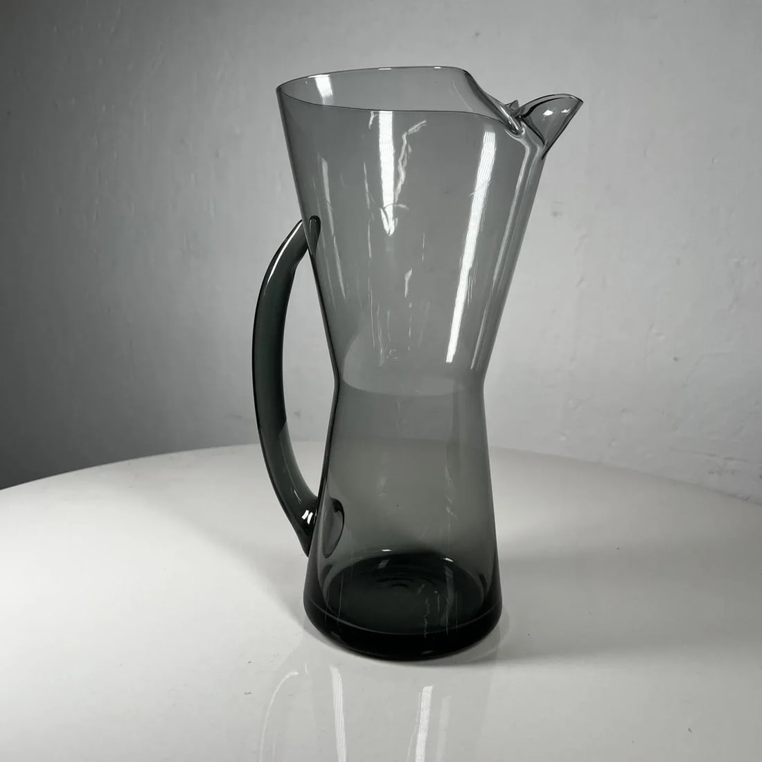 1958 Morgantown Wv Hoffman House Glass Martini Pitcher & Four Glasses - 2