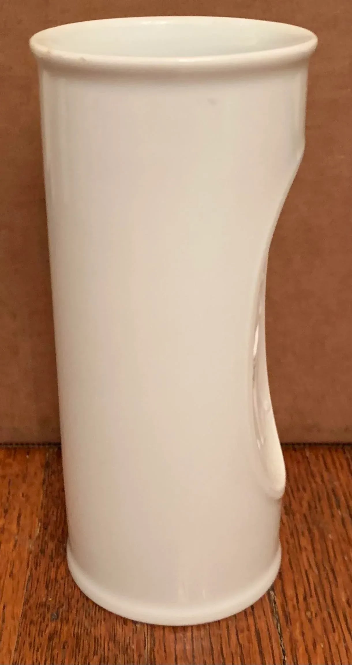 1960s White Relief Op Art Porcelain Vase by Rosenthal Studio-Linie - 2