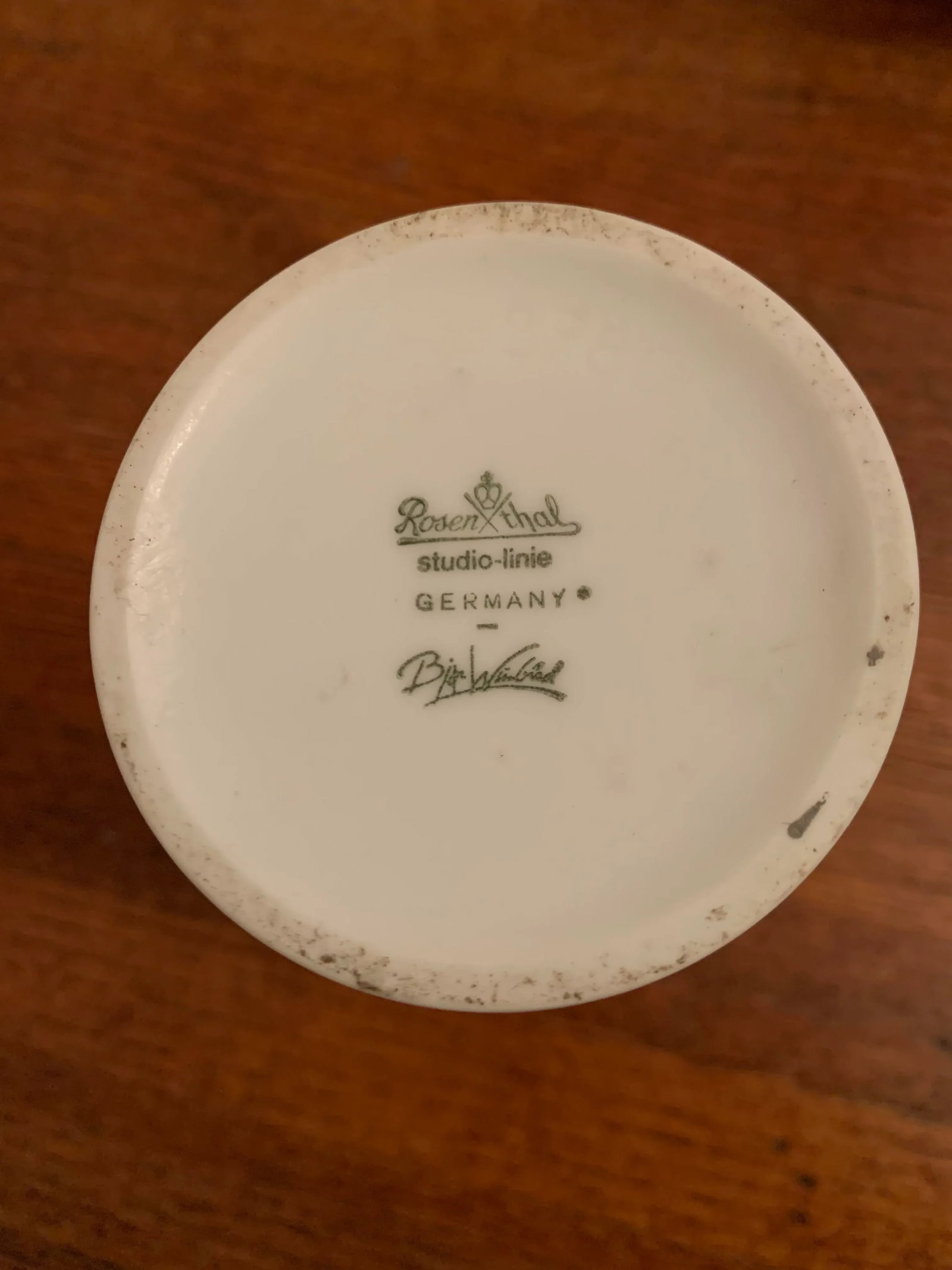 1960s White Relief Op Art Porcelain Vase by Rosenthal Studio-Linie - 9