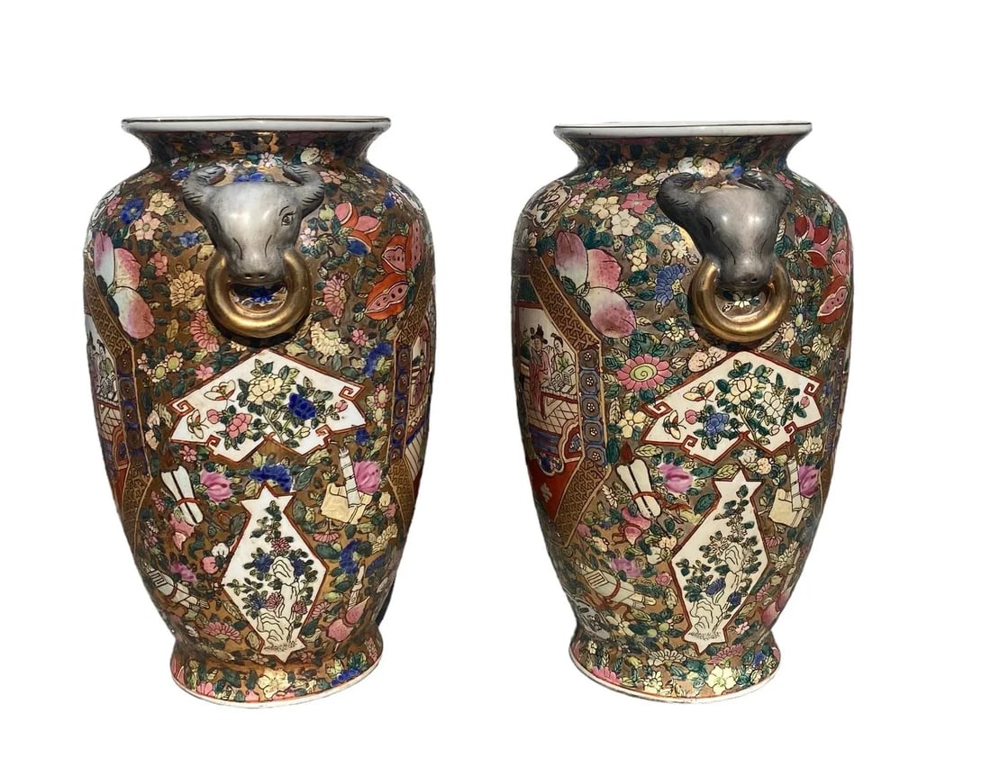 Late 20th Century Chinese Hand-Painted Porcelain Urn Vases With Bull Head Handles Design - a Pair - 4