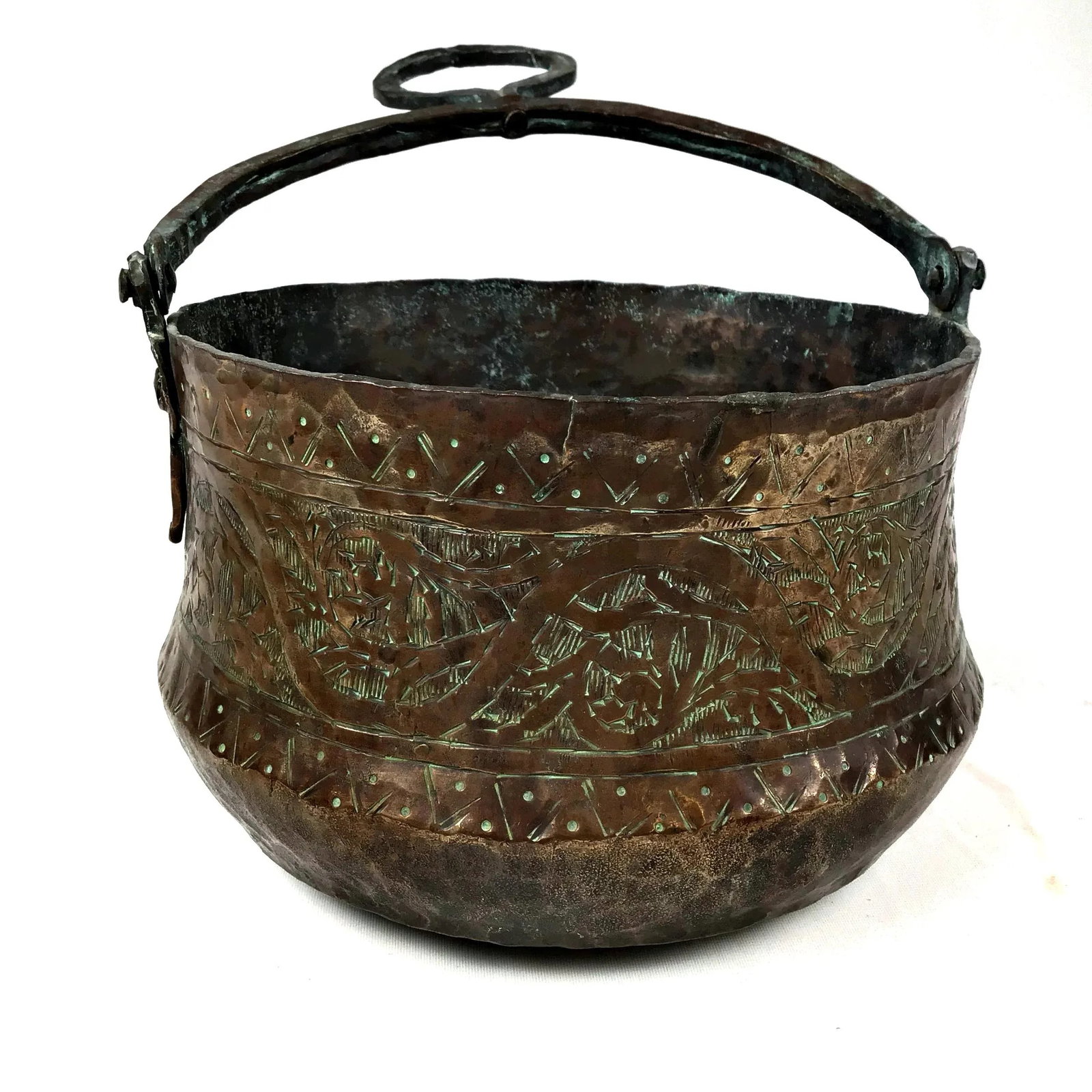 Vintage Mid Century Etched Solid Copper Pot - 12