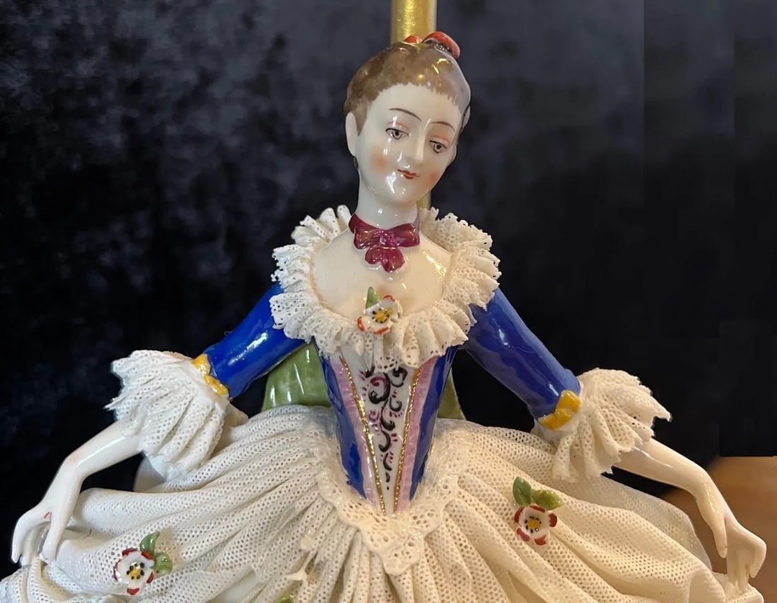 Franz Witter Dresden Porcelain Figurine Table Lamp- Lady With a Lace Dress - 3