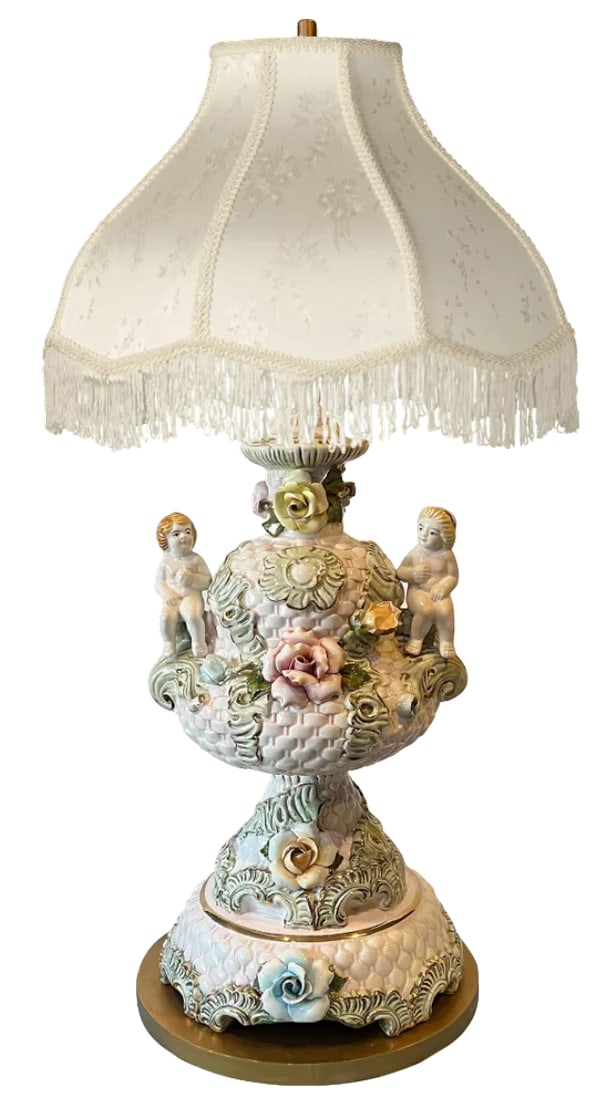 Mid-Century Capodimonte Porcelain Cherub Basketweave Floral Table Lamp - 10