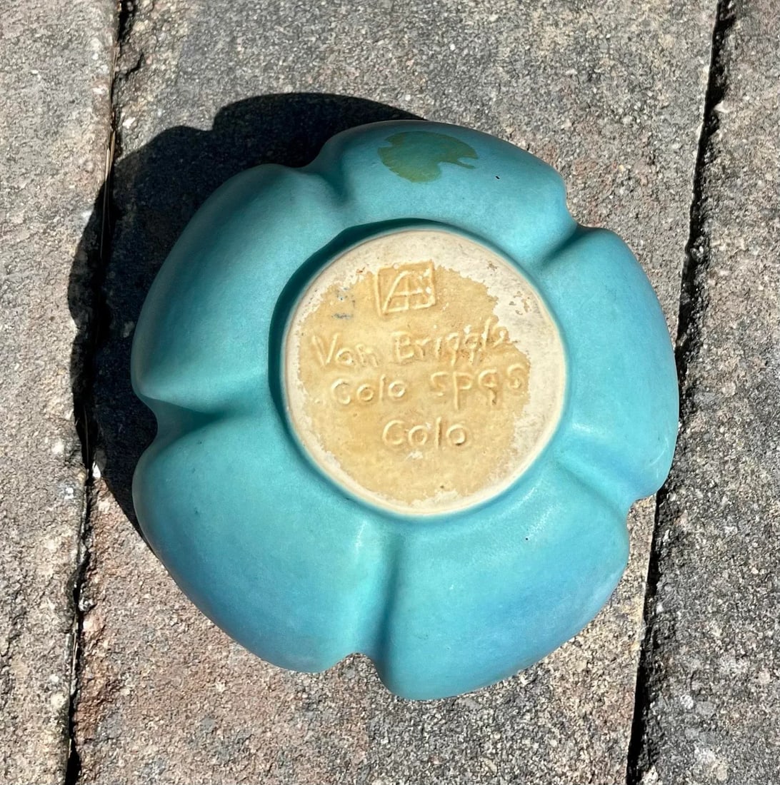 Mid 20th Century Van Briggle Pottery Turquoise Lotus Form Bowl - 5