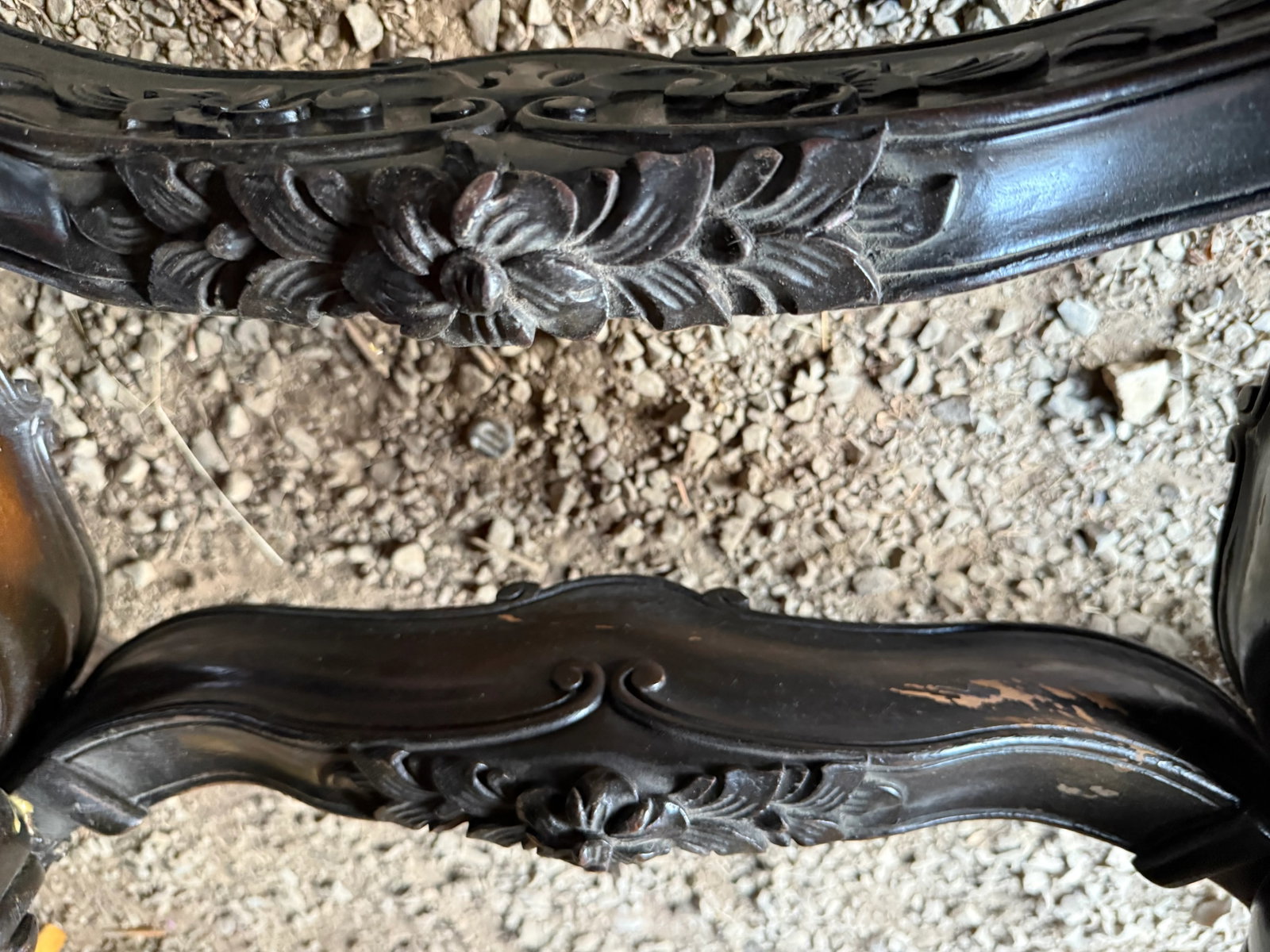 Walnut Burlwood Inlay Table 19th Century Rococo Revival - 8