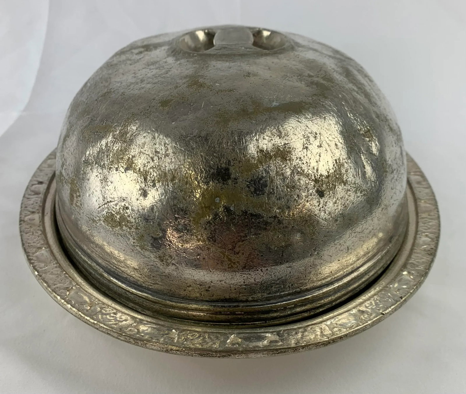 Vintage Waldorf Astoria Hammered Silver-Plated Lidded Serving Tray - 4