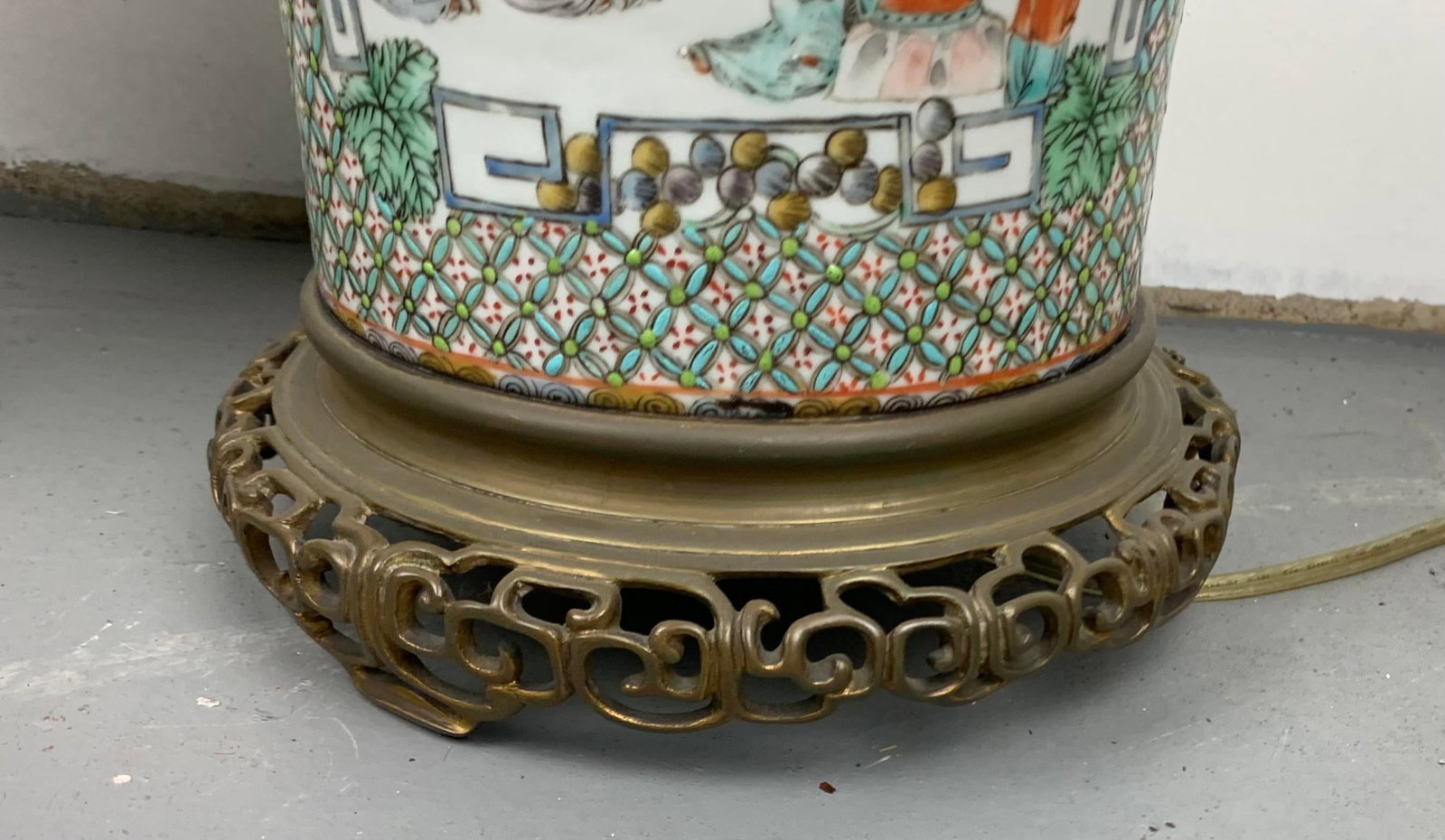 Antique Chinese Table Lamps, Set of 2 - 8