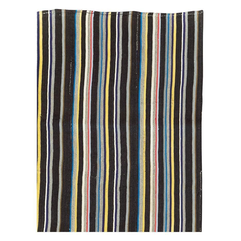 Galerie Shabab Collection Mid-20th Century Turkish Flatweave Kilim Room Size Carpet - 3
