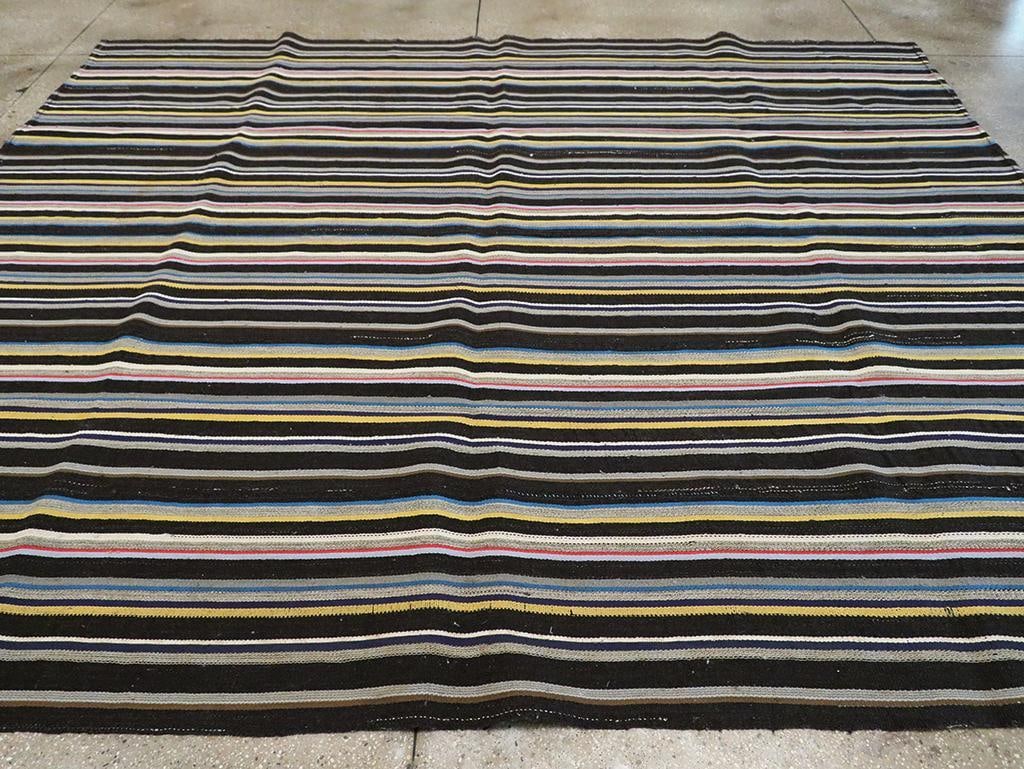 Galerie Shabab Collection Mid-20th Century Turkish Flatweave Kilim Room Size Carpet - 6