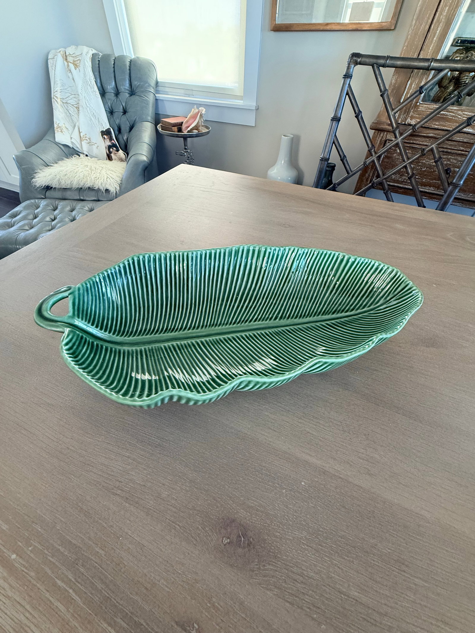 Large Vintage Bordallo Pinheiro Leaf Bowl - 11
