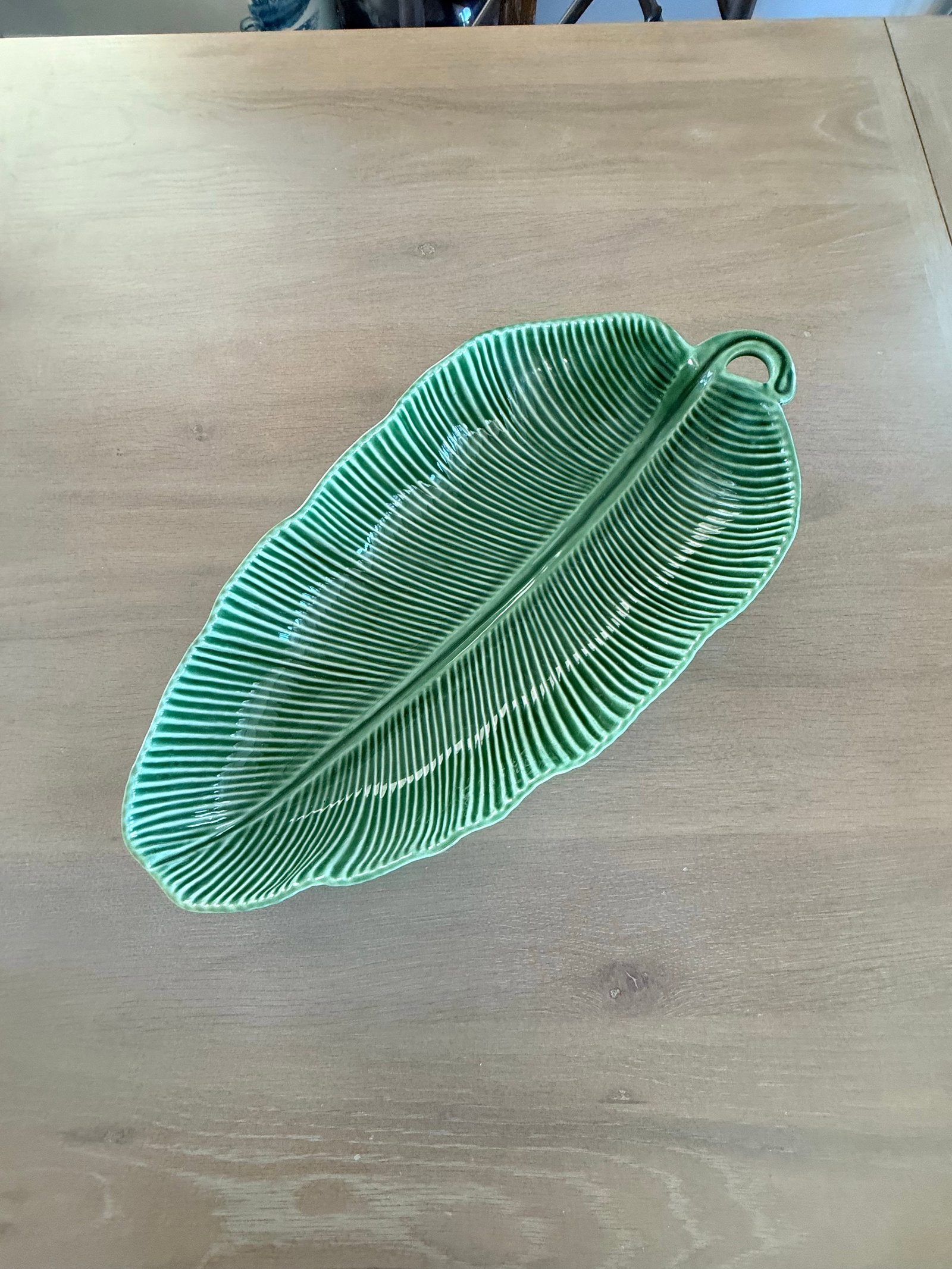 Large Vintage Bordallo Pinheiro Leaf Bowl - 2