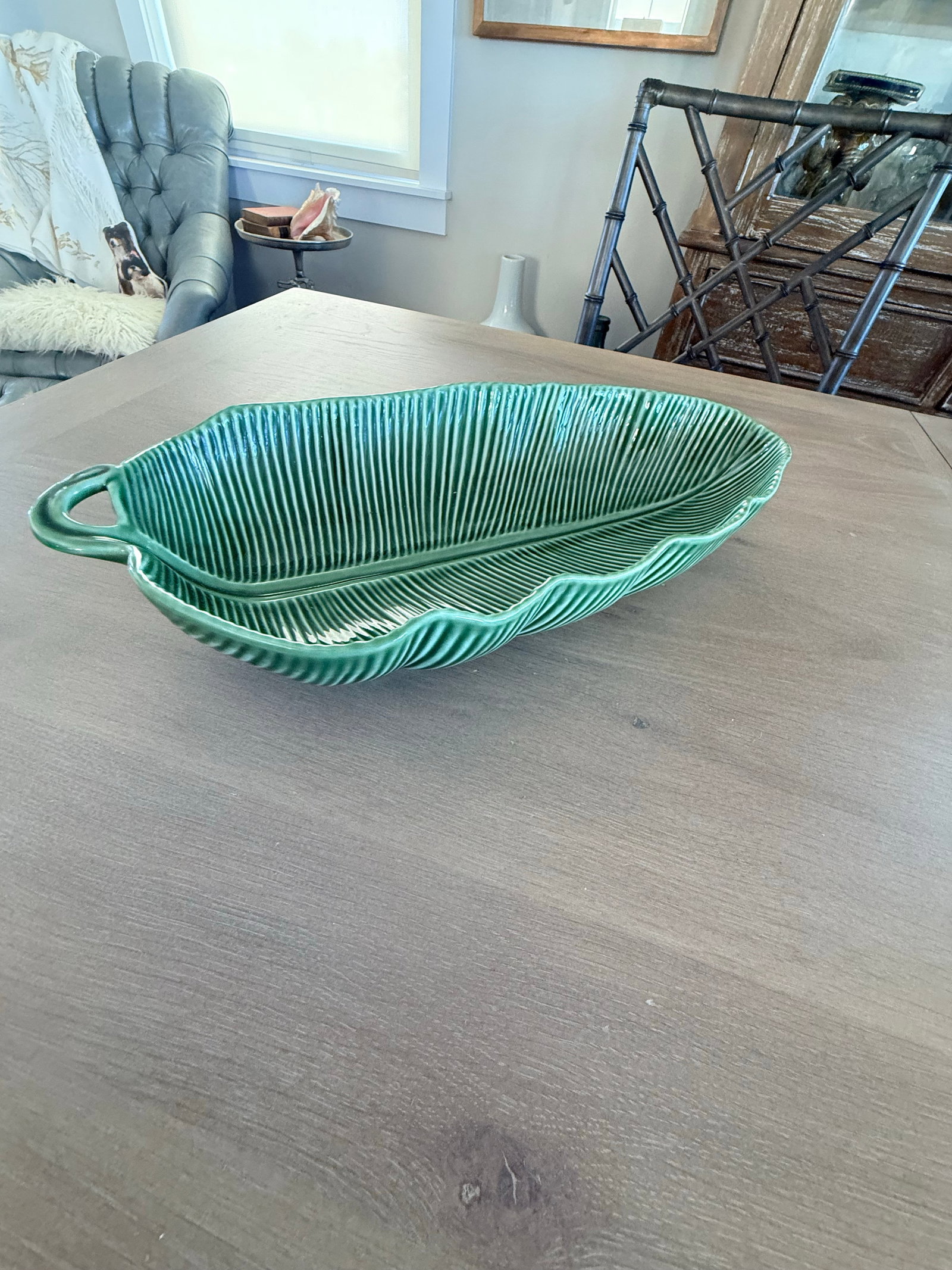 Large Vintage Bordallo Pinheiro Leaf Bowl - 3