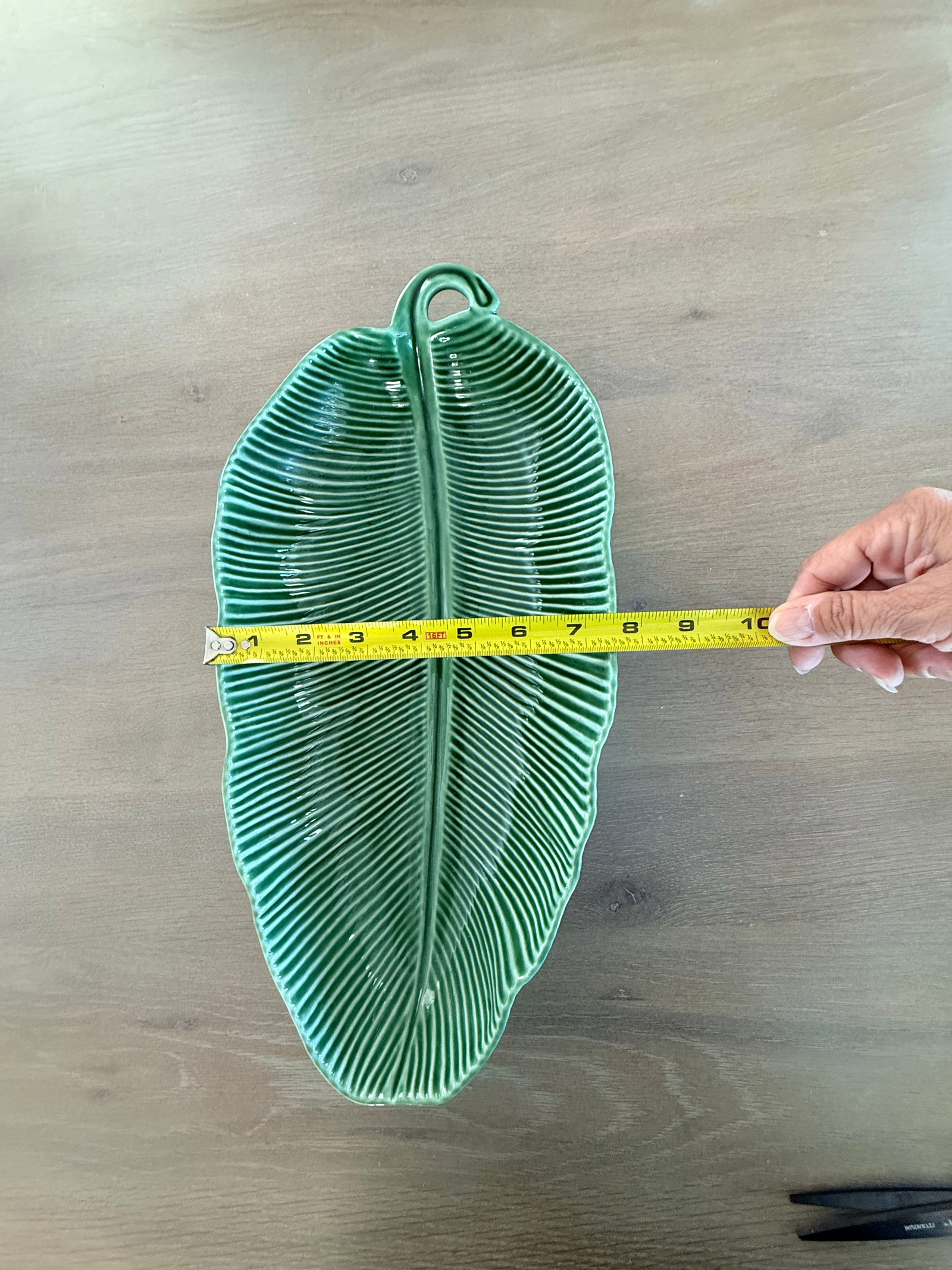 Large Vintage Bordallo Pinheiro Leaf Bowl - 5