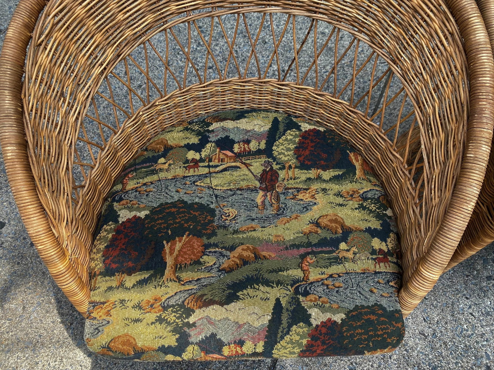 Natural Wicker Mid Century Barrel Chairs With Fishing Upholstery & Pillows - a Pair - 8