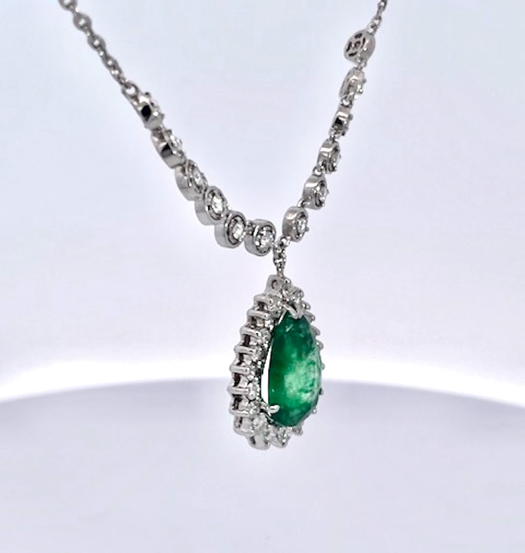 Pear-Shaped Cabochon Emerald & Diamond Halo Pendant Necklace in White Gold - 3