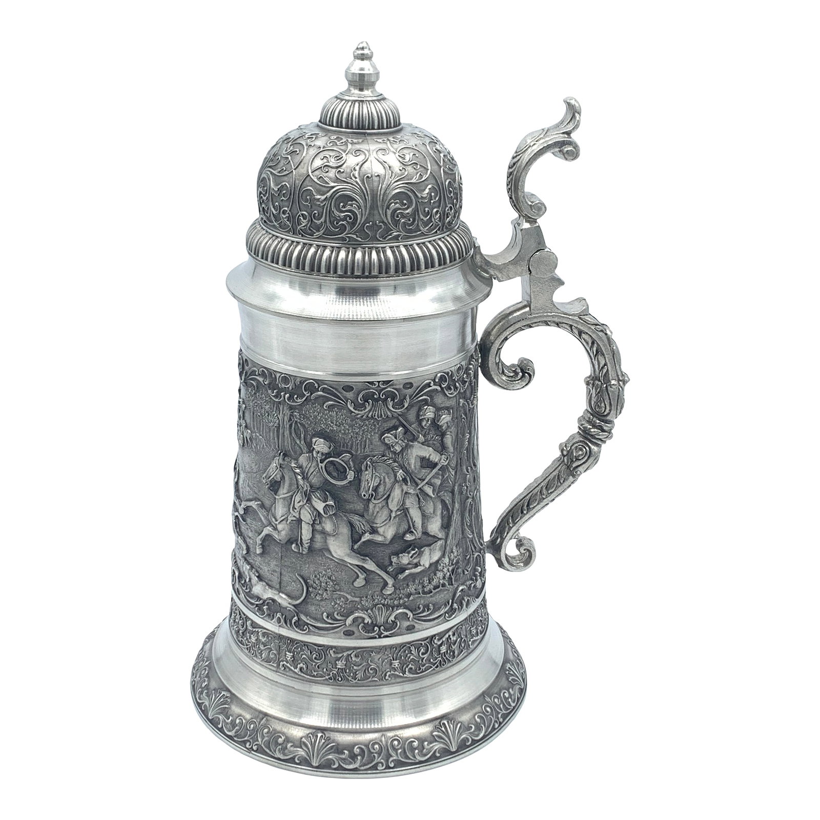 1960s Artina SKS "Parforce Hunting" Pewter Beer Stein: Discover this exquisite Artina SKS Parforce Hunting Pewter Stein, a true masterpiece for collectors and enthusiasts. Parforce was considered the most noble way of hunting deer in medeval Europe. Craft