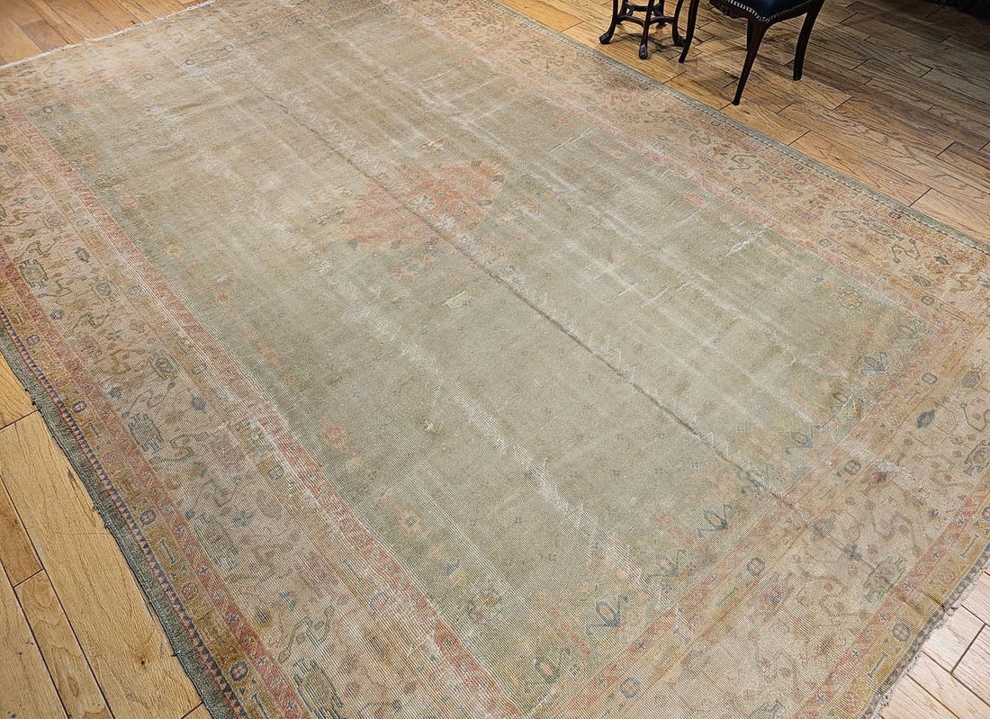 Vintage Turkish Oushak Hand-Knotted Rug in Open Geometric Pattern in Pale Green, Yellow, Pink - 4