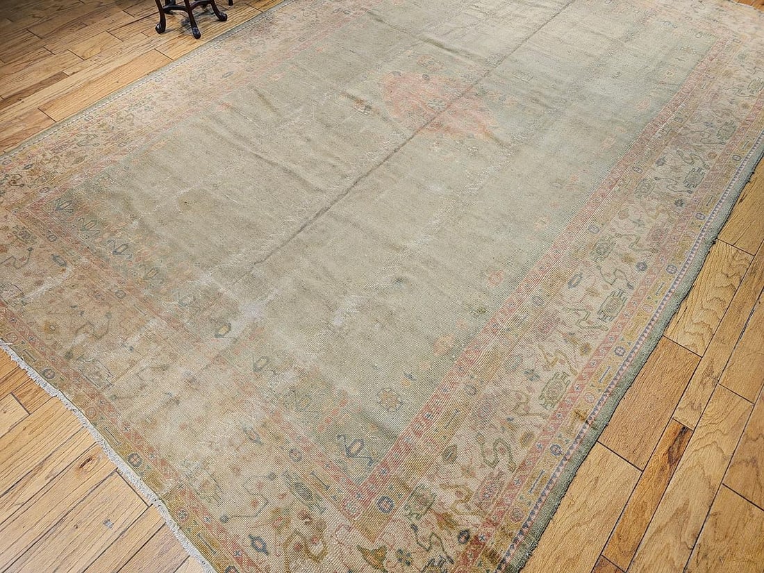 Vintage Turkish Oushak Hand-Knotted Rug in Open Geometric Pattern in Pale Green, Yellow, Pink - 7