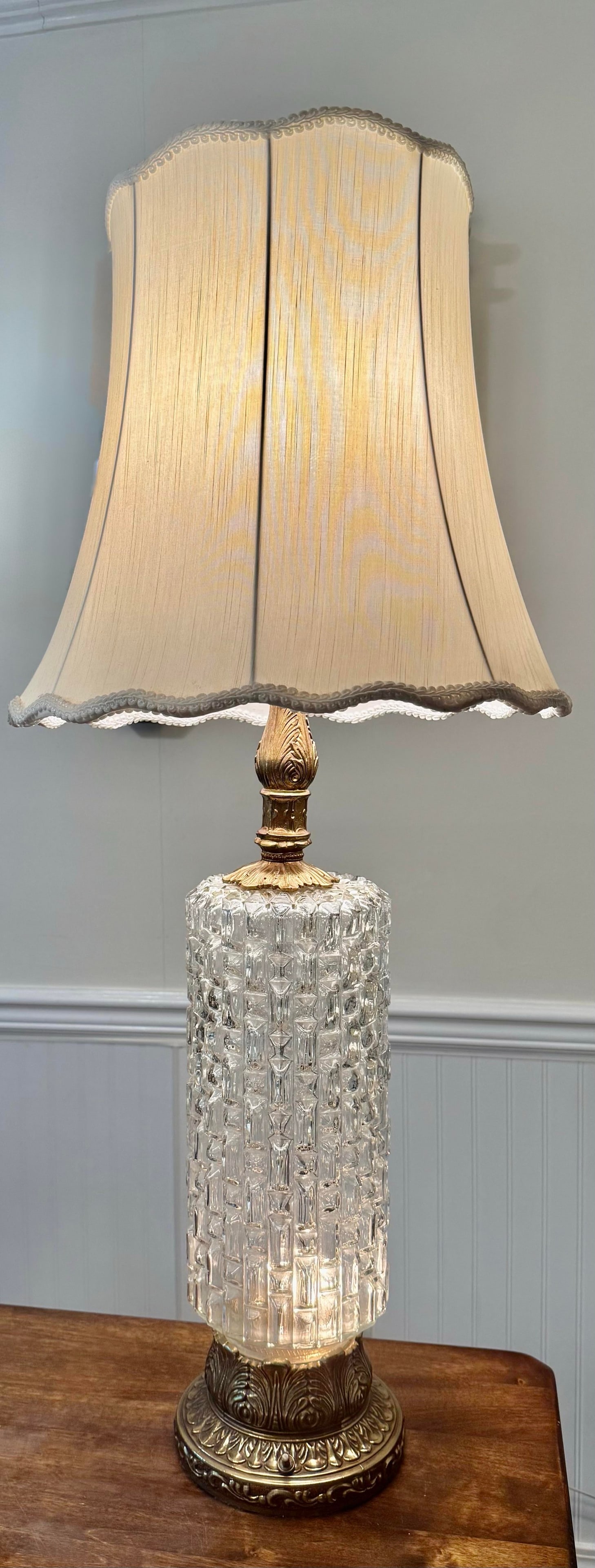 Murano Glass Lamp With Brass Base - 11