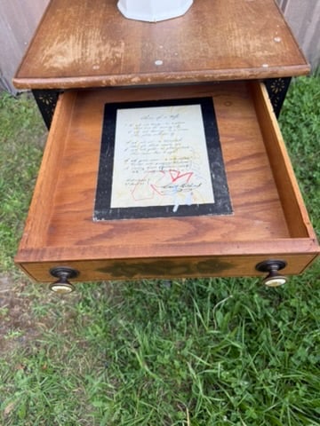 Late 20th Century L. Hitchcock Side Table - 5