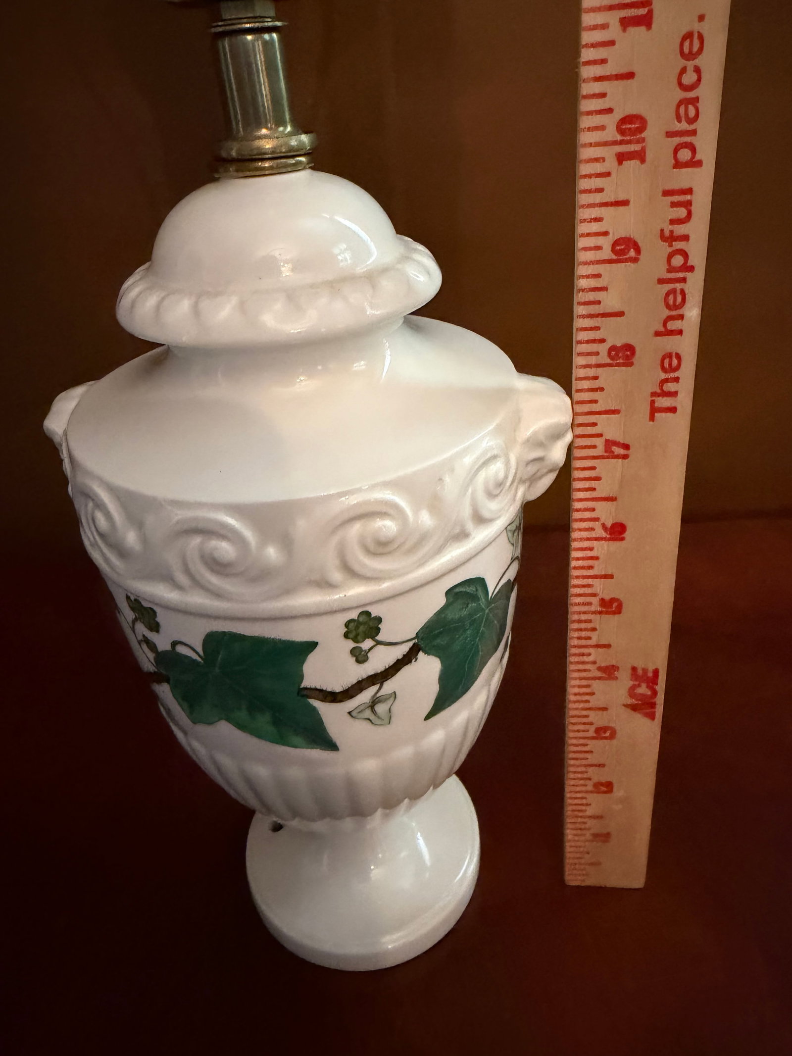 Wedgwood Napoleon Ivy Porcelain Table Lamp Ram's Head ca.1960s - 2