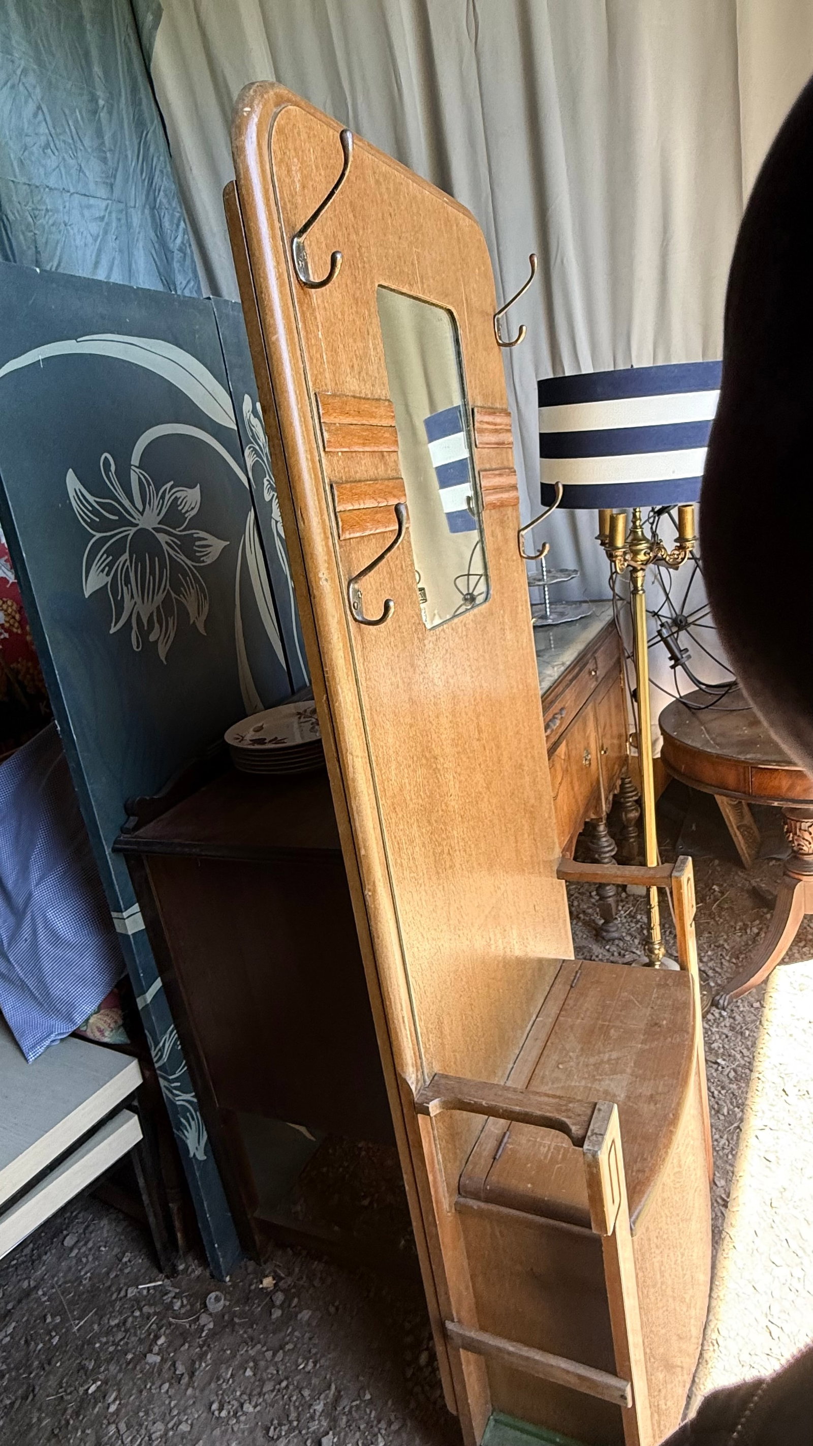 1930s Arts & Crafts Hall British Tree With Mirror and Storage Bench by Harris Lebus - 5