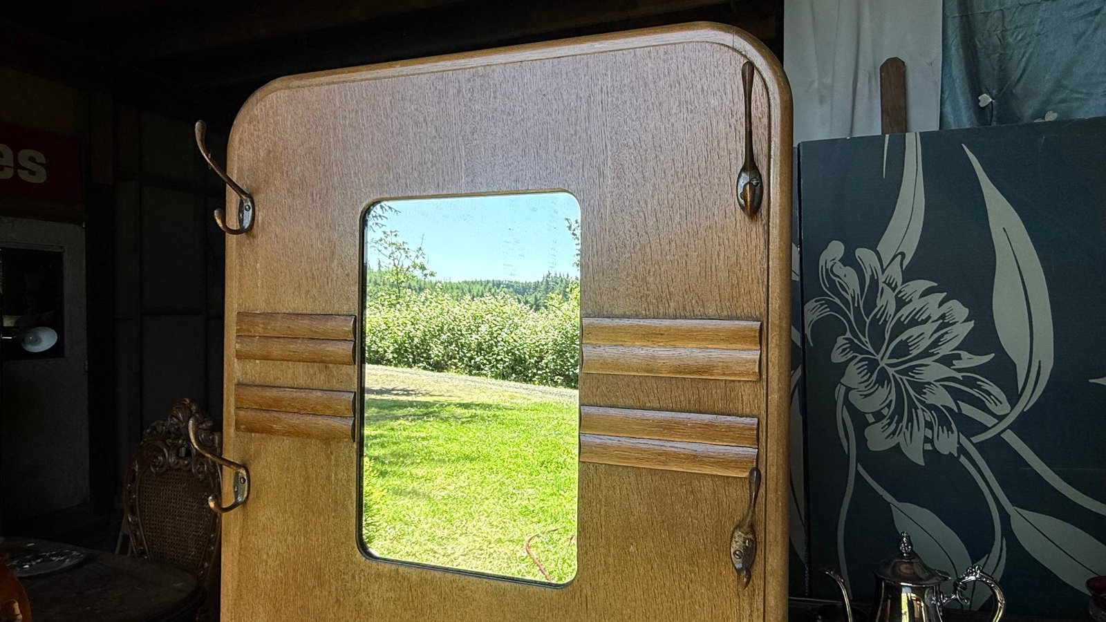 1930s Arts & Crafts Hall British Tree With Mirror and Storage Bench by Harris Lebus - 8
