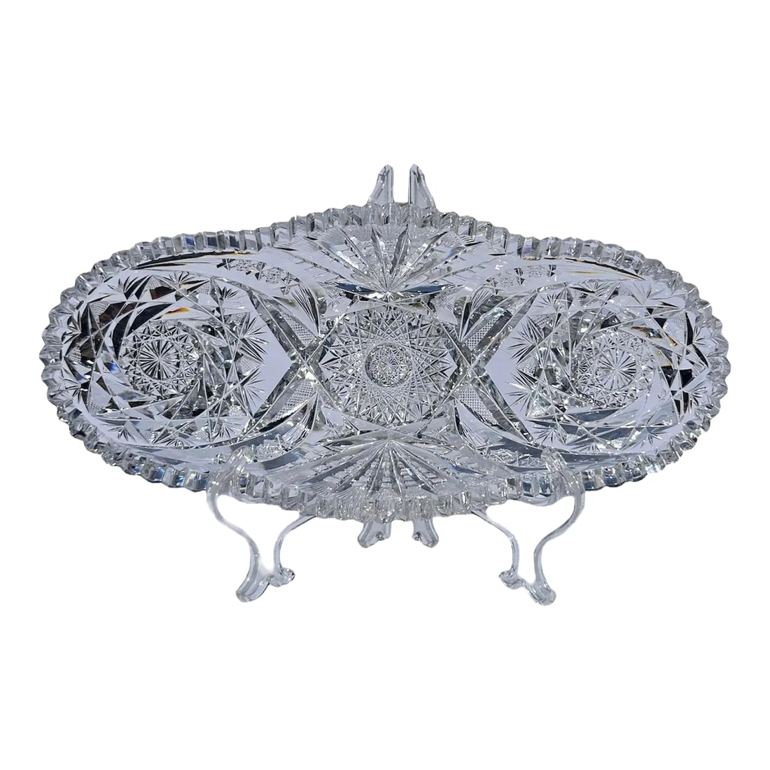 Antique American Brilliant Period Cut Crystal Celery Relish Boat Dish: Exceptional antique cut crystal celery boat. American Brilliant Period Late 18th Century to Early 1900's. America was known as the finest glass cutters in the world. Hand cut crystal. A celery boat at