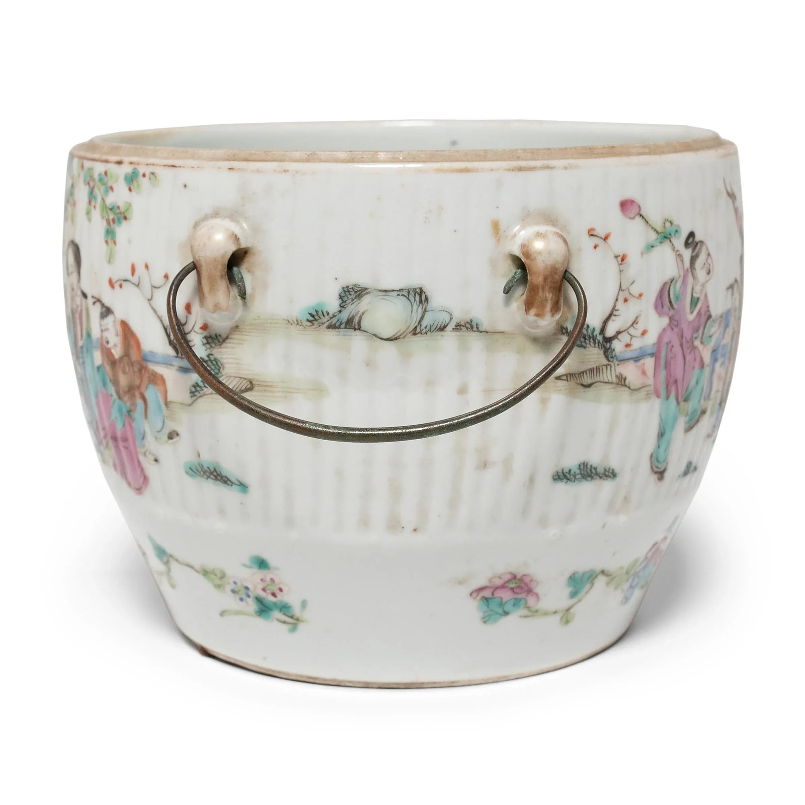 Chinese Famille Rose Soup Tureen With Children at Play, Circa 1870 - 4