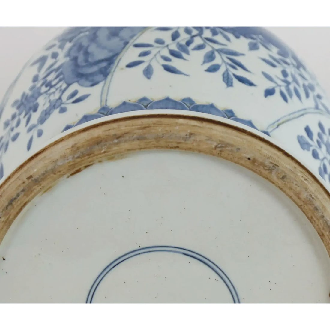 Pair of 18th-Century Chinese Blue and White General Jars - 7