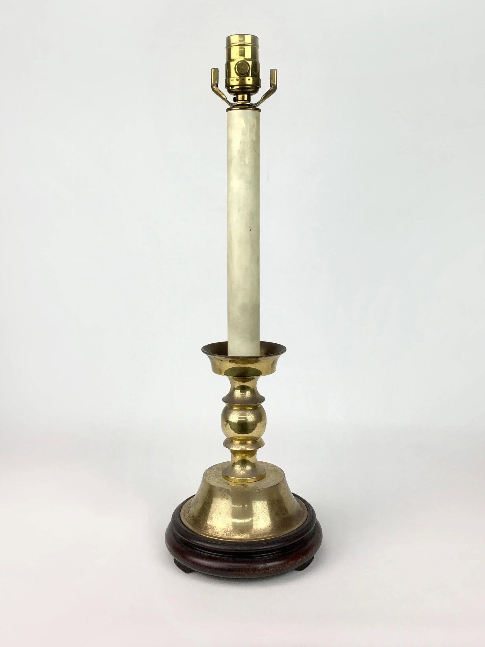1970s Traditional Brass Candlestick Study Lamp - 2