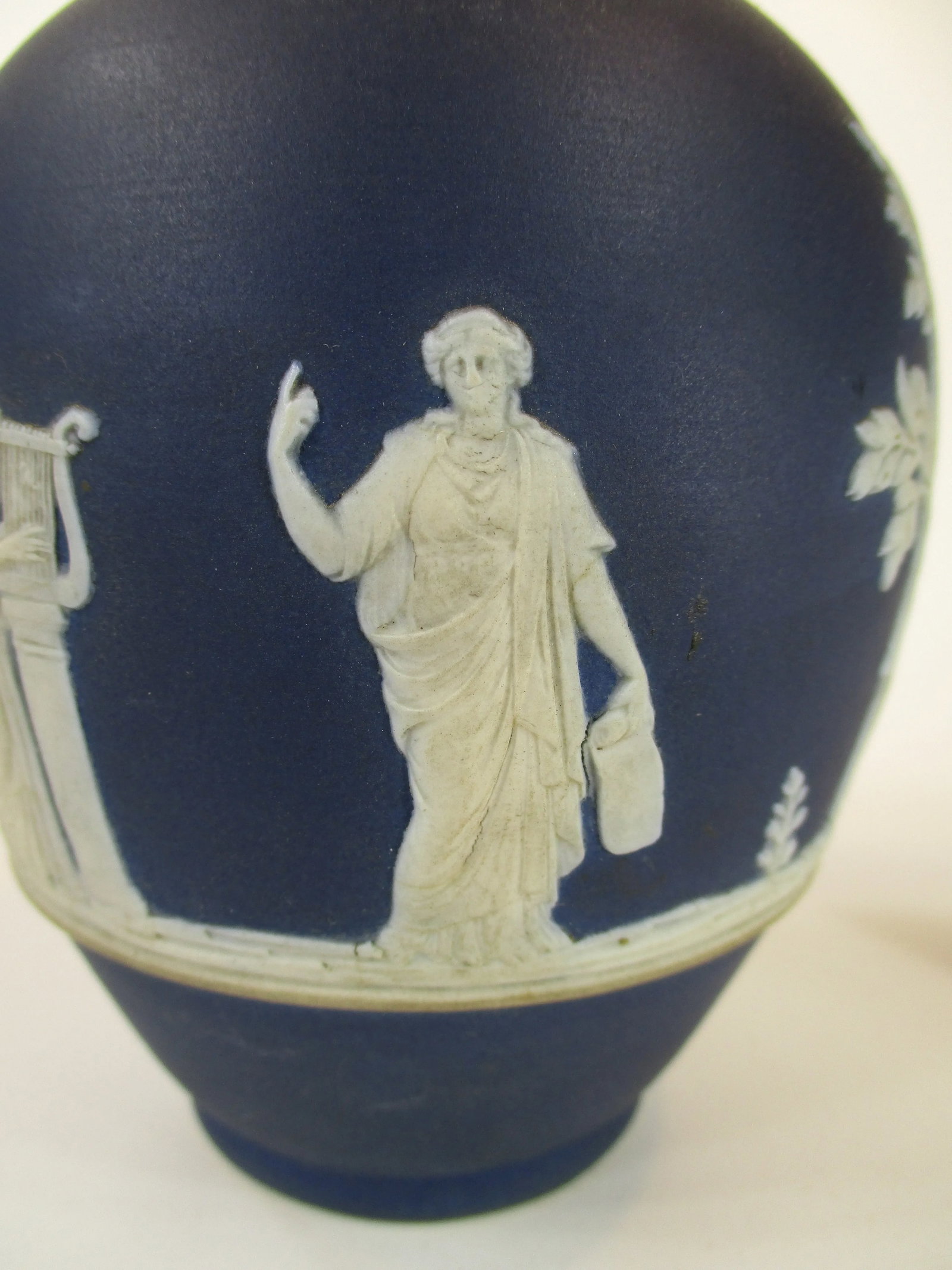 Early 20th Century Porcelain Adams Tunstall Wedgwood Cobalt Blue Classical Greek Figures Vase - 8