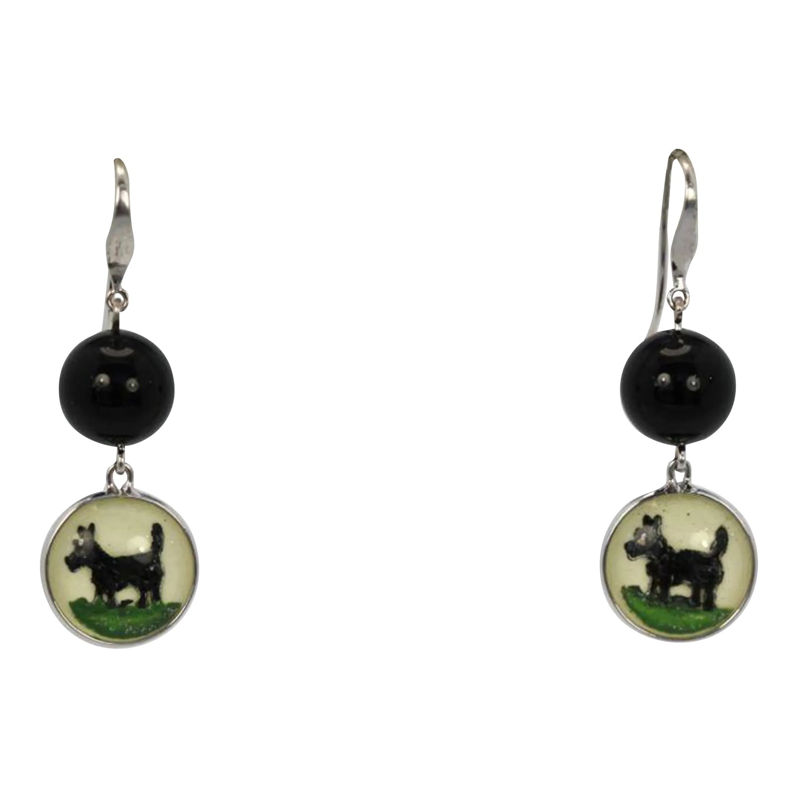 1940s Intaglio Underglass Scottie Dog Mother of Pearl & Onyx Earrings - 2 Pieces: This is part of Chairish's Fine Jewelry assortment. METAL: 18k white gold LENGTH: 1"³ WEIGHT: 6.4 grams STONES: Onyx beads (2) 10.28mm each STONES: Mother of pearl; Scottie dog 13.85mm Intaglio U