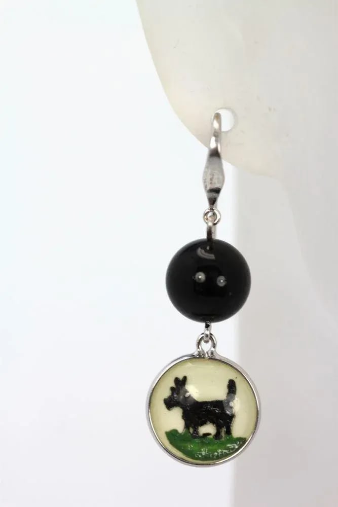 1940s Intaglio Underglass Scottie Dog Mother of Pearl & Onyx Earrings - 2 Pieces - 2