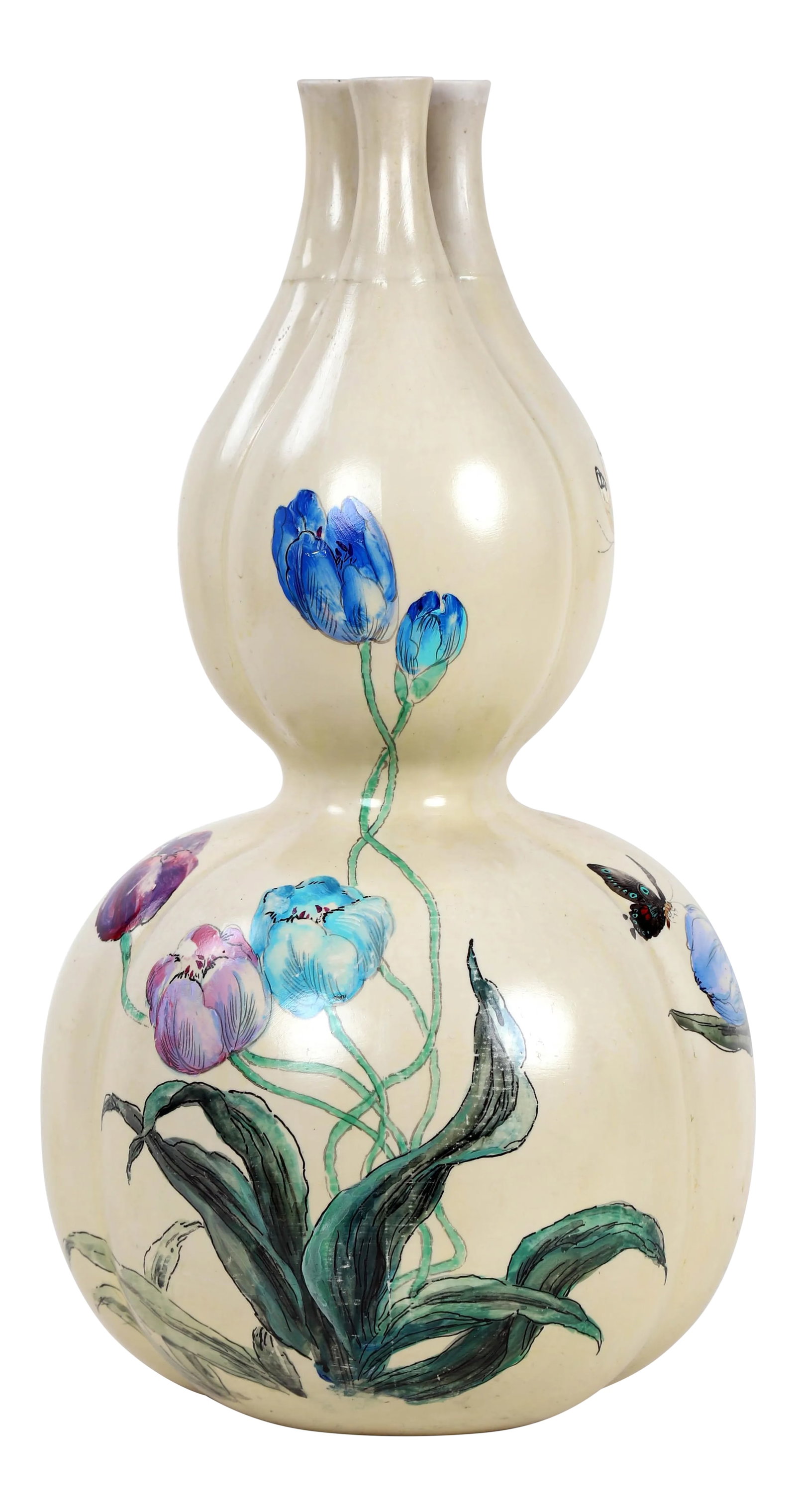 Vintage Off-White Conjoined Triple Gourd Vase With Flower Motif: This vintage off-white conjoined triple gourd vase features a flower motif as if nesting within its body, its blossom just reaching into its upper chamber. Great function with its three spouts. Condit
