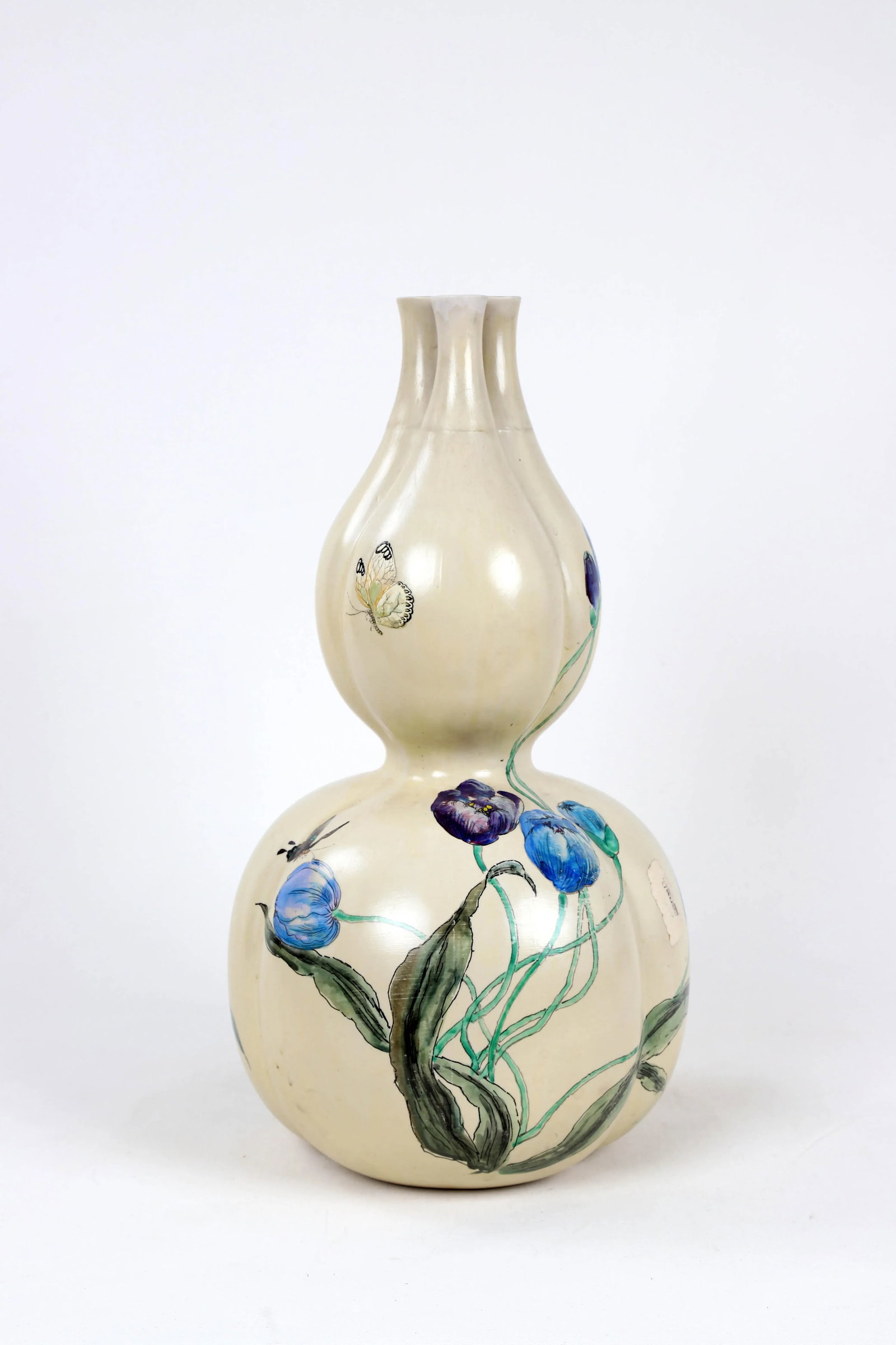 Vintage Off-White Conjoined Triple Gourd Vase With Flower Motif - 3